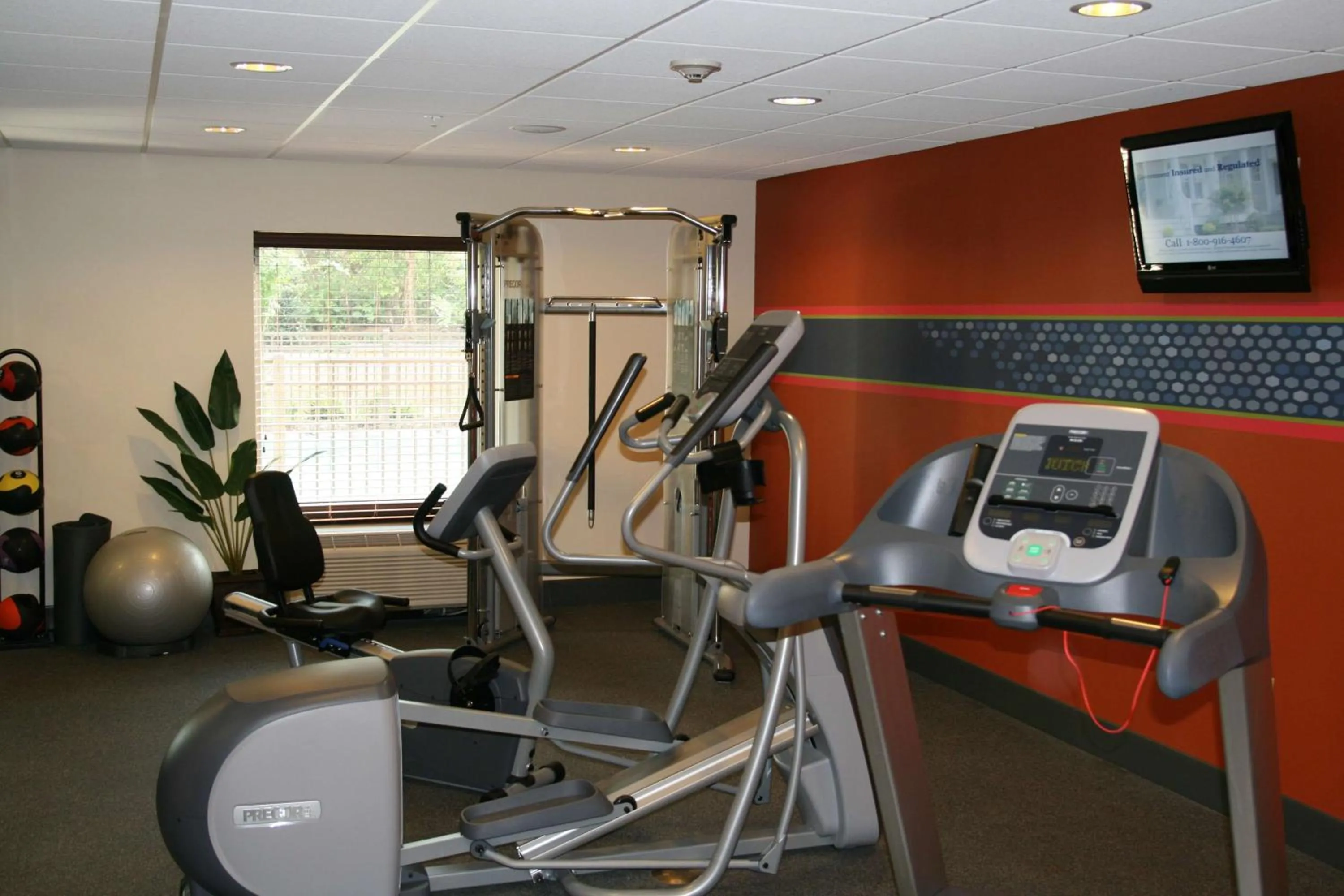Fitness centre/facilities in Hampton Inn & Suites Lebanon