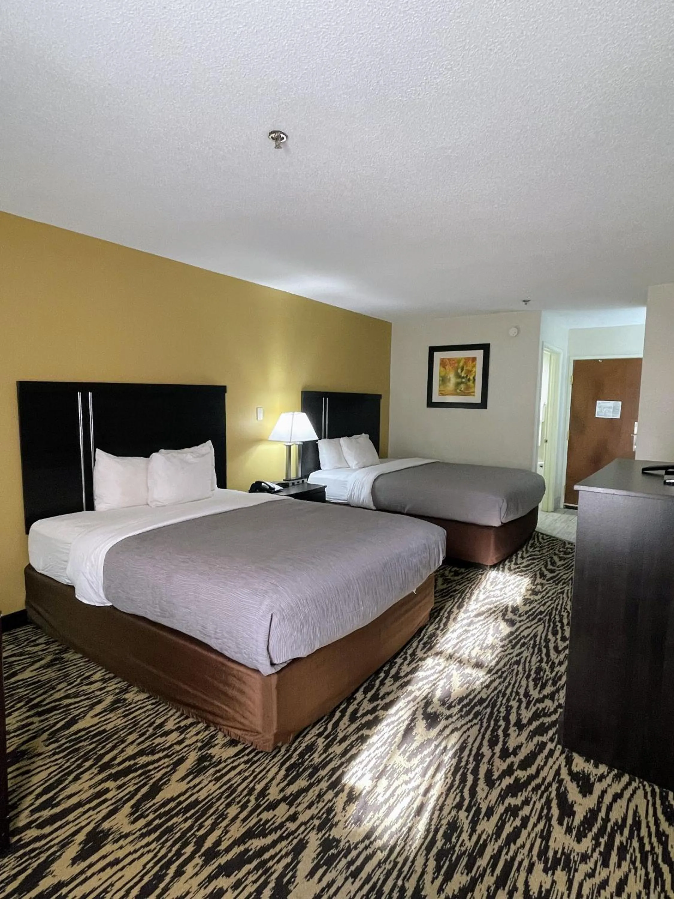 Bedroom, Bed in Quality Inn & Suites Clemmons I-40