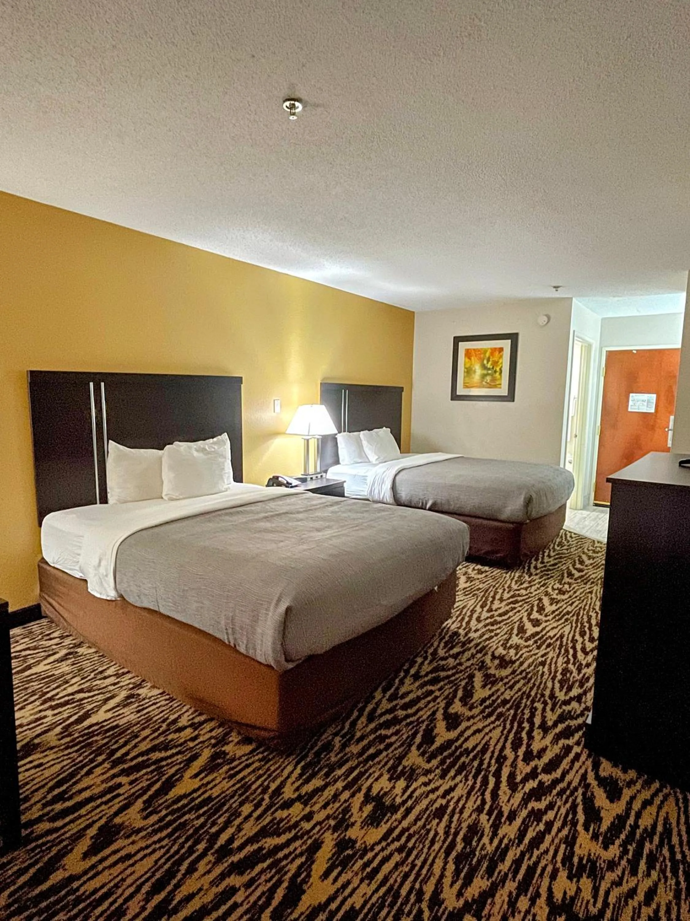 Bedroom, Bed in Quality Inn & Suites Clemmons I-40