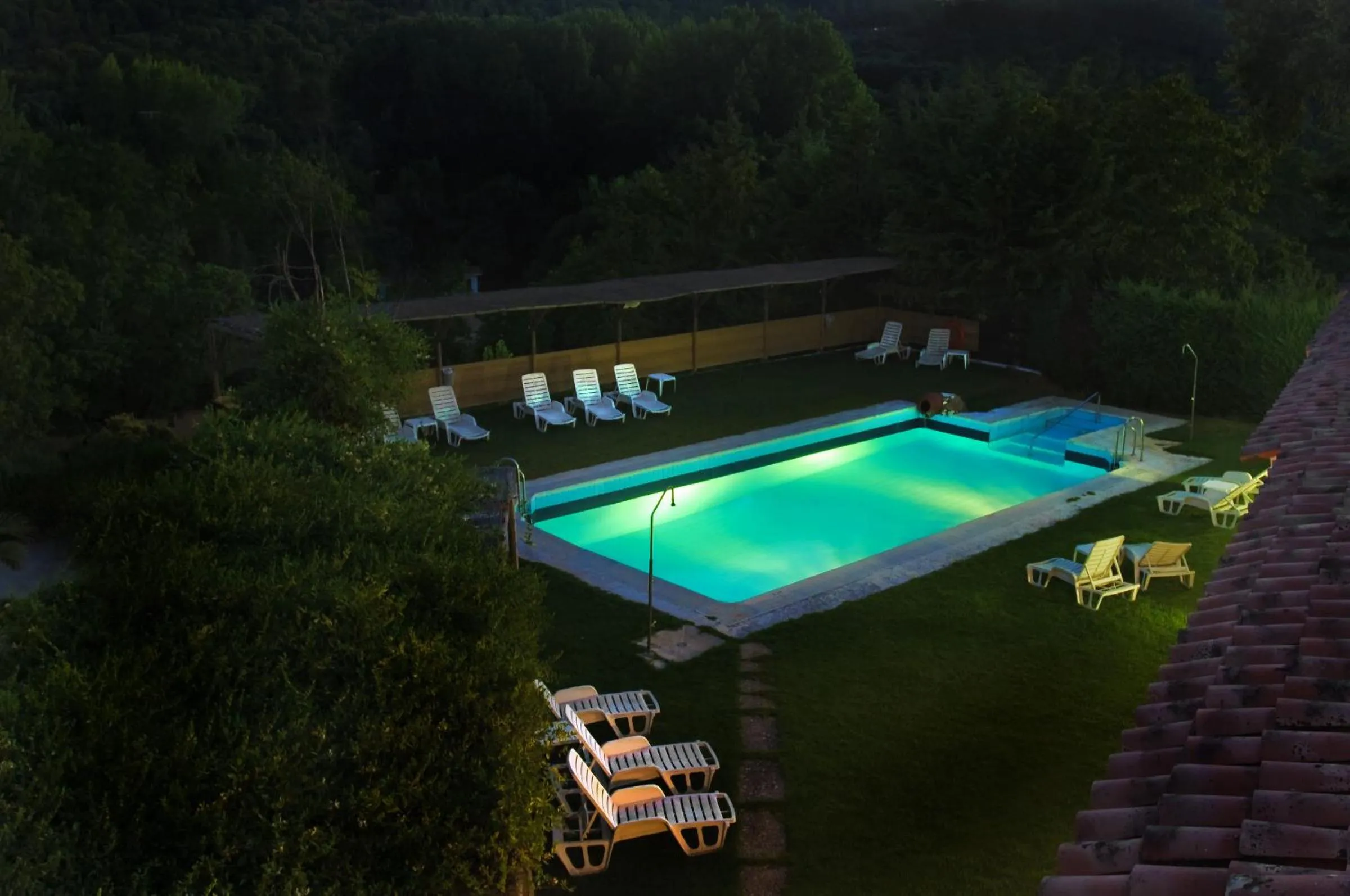 Night in Hotel Galaroza Sierra