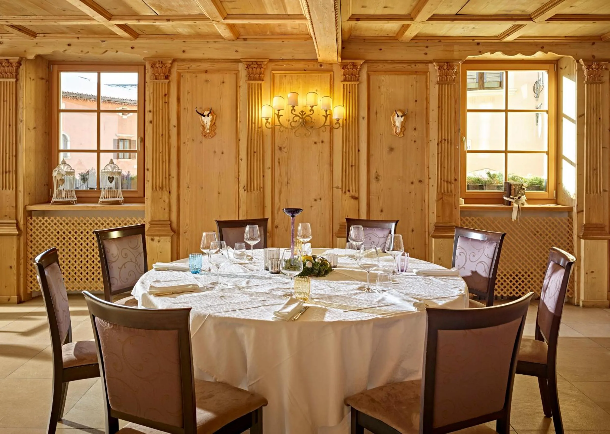 Restaurant/places to eat in Romantic Hotel Excelsior