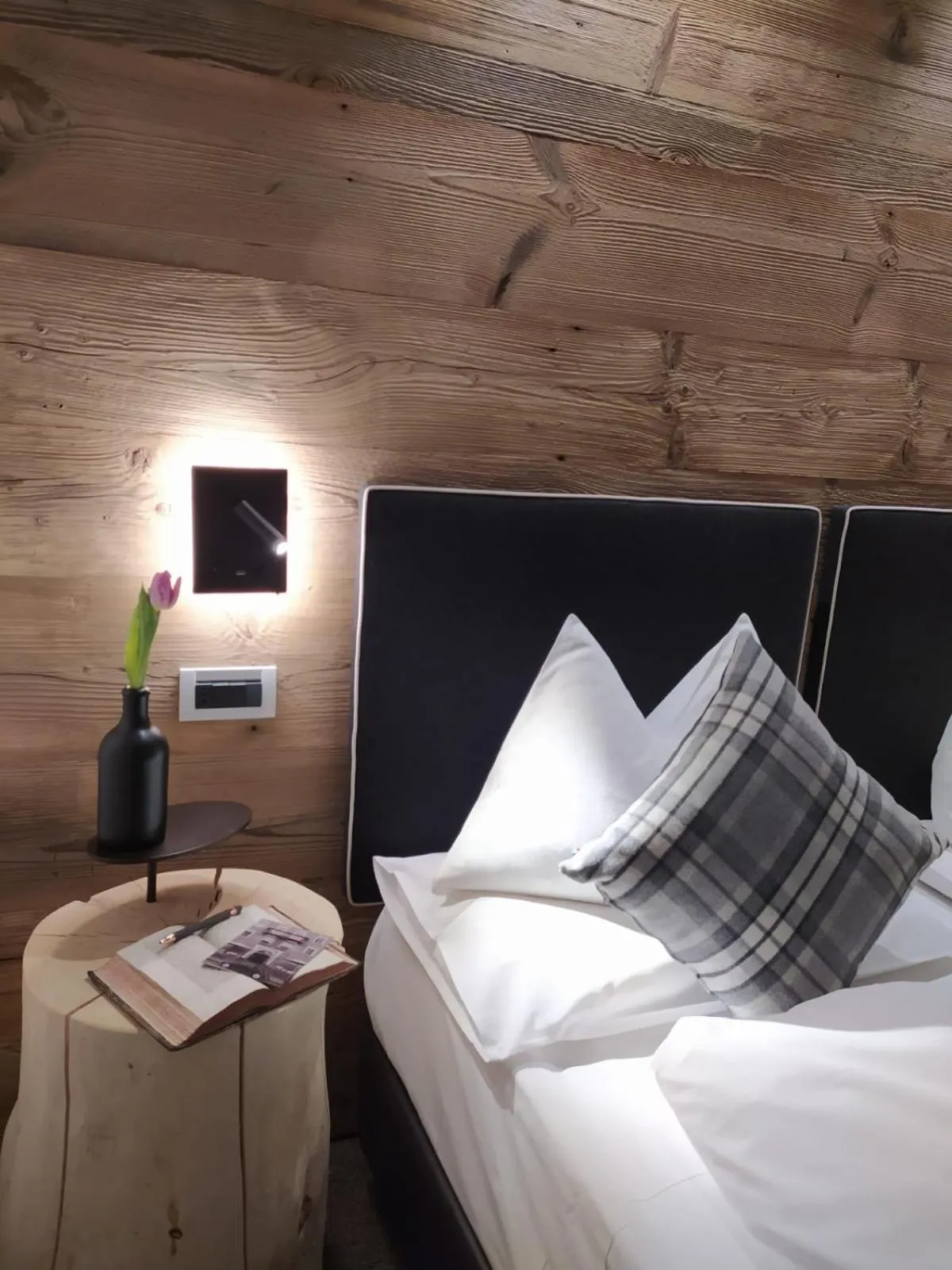 Bedroom, Bed in Romantic Hotel Excelsior