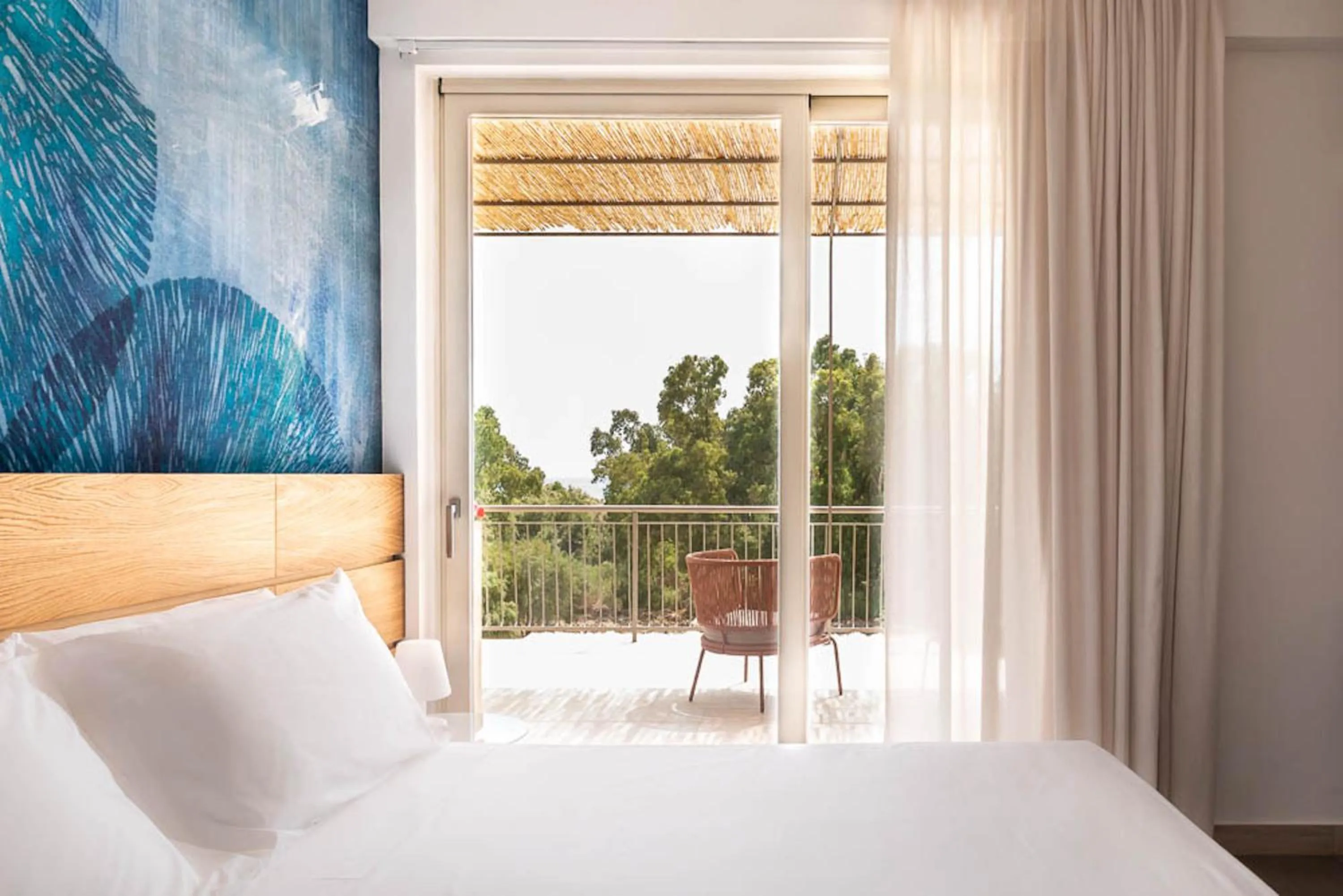 View (from property/room), Bed in Luna Minoica Suites and Apartments