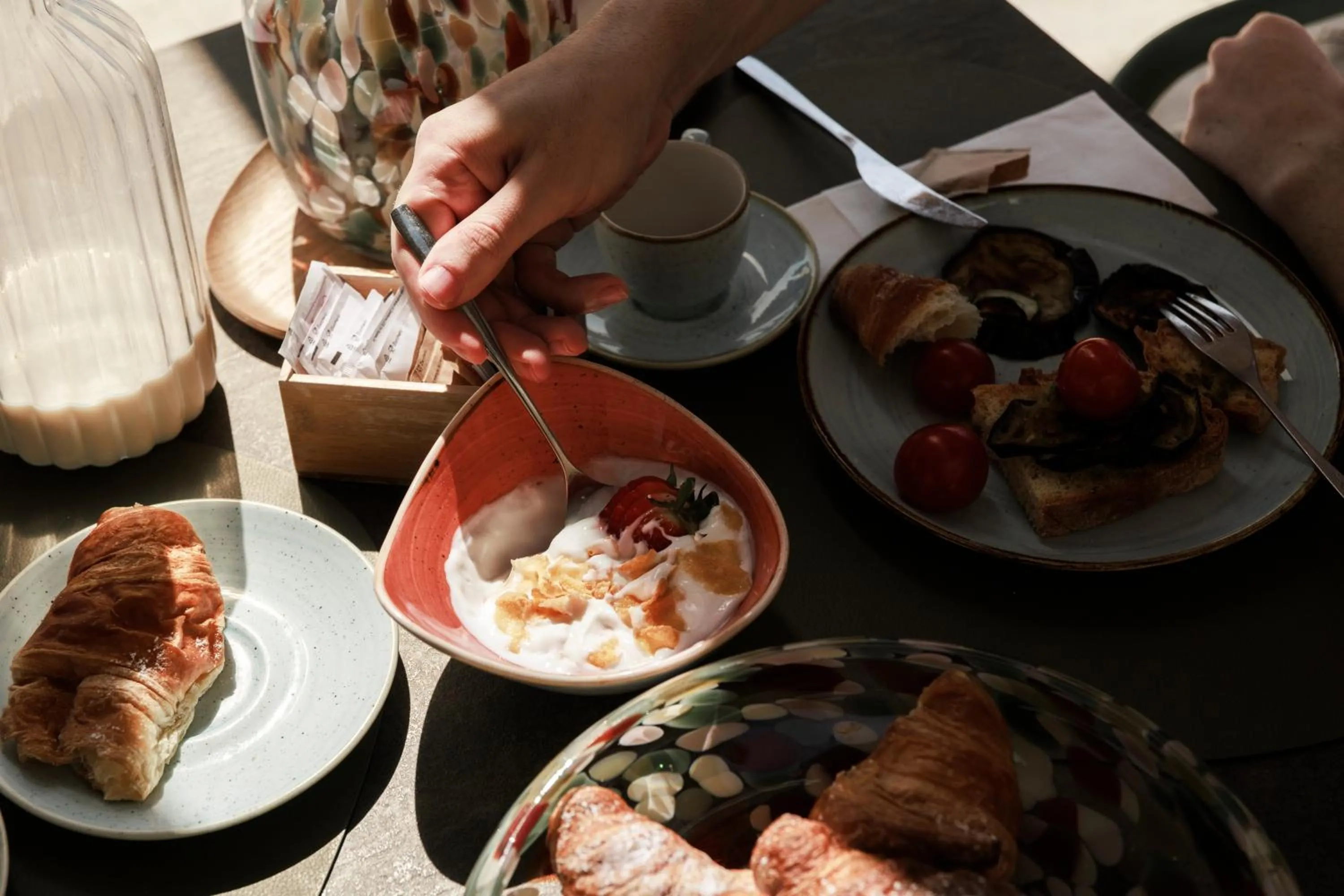 Luna Minoica Suites and Apartments