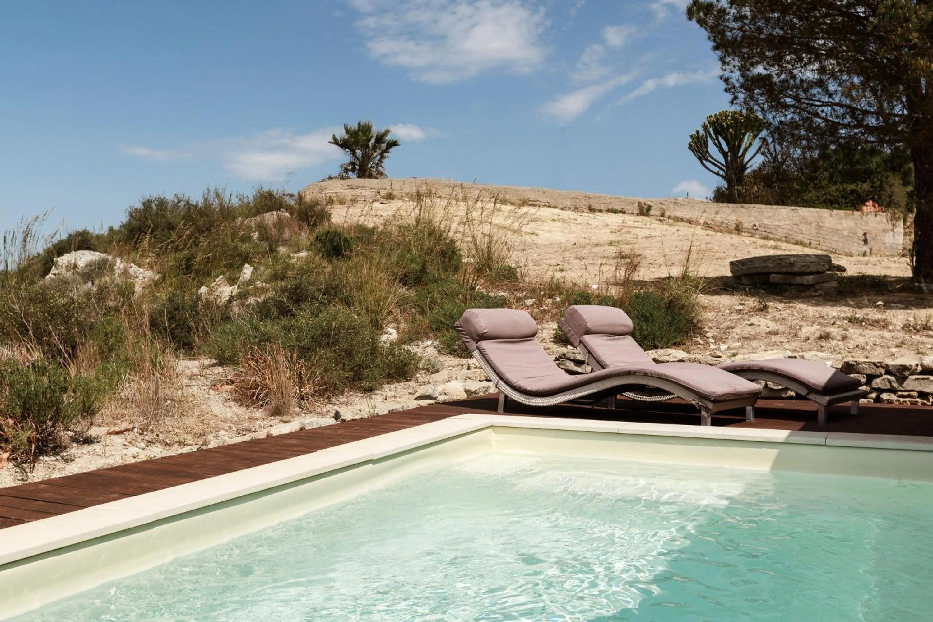 Luna Minoica Suites and Apartments