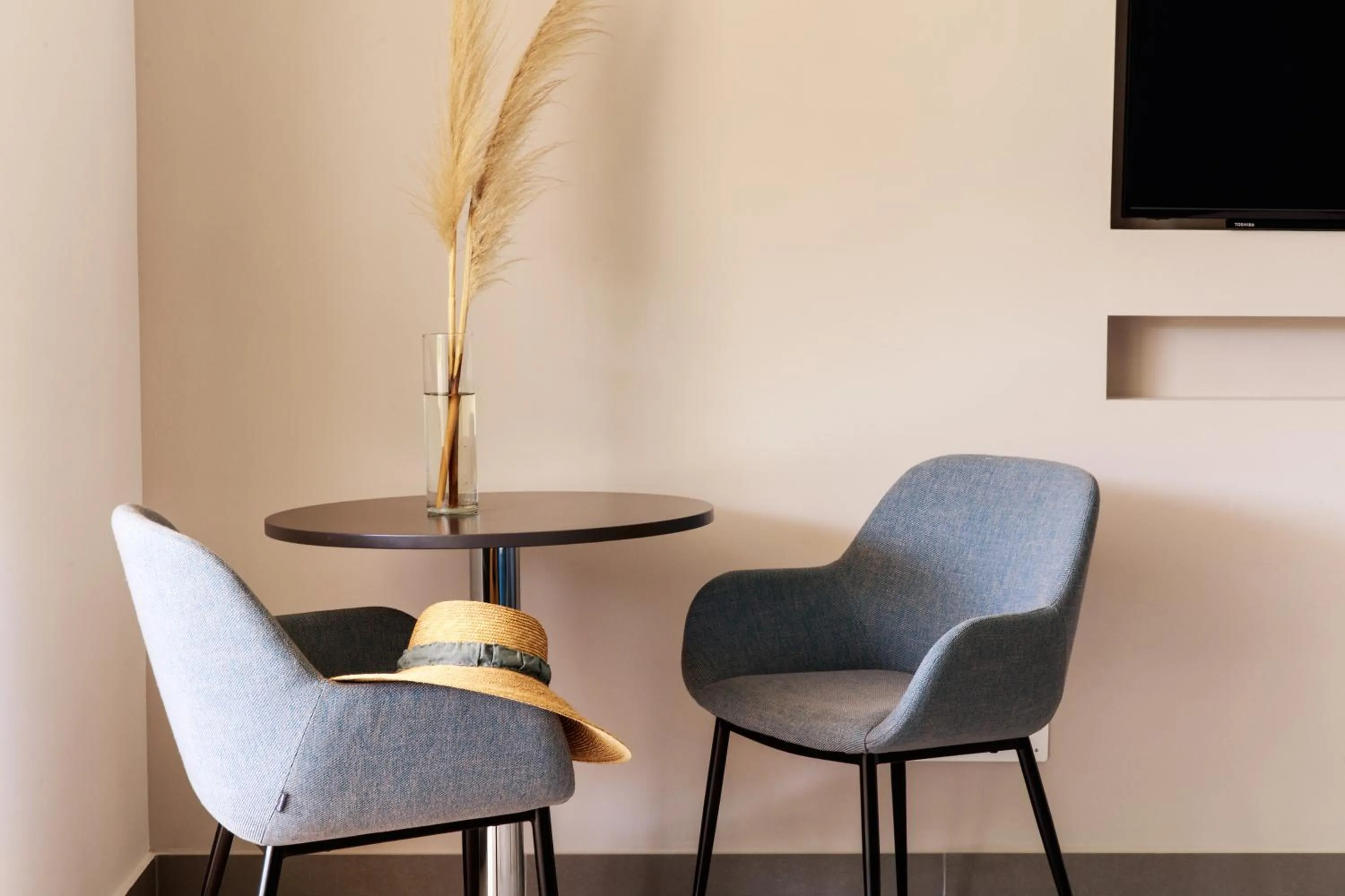 Seating area in Luna Minoica Suites and Apartments