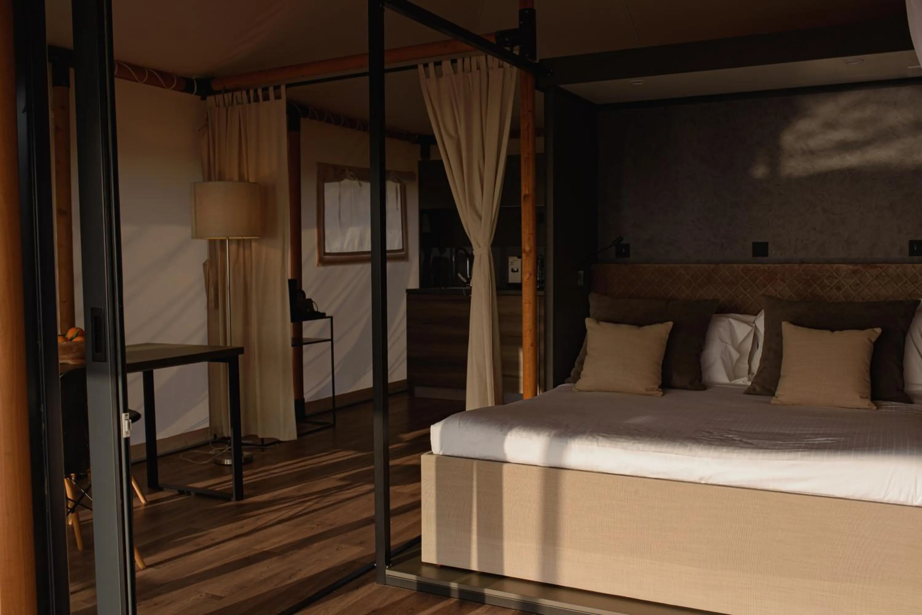 Bedroom, Bed in Luna Minoica Suites and Apartments