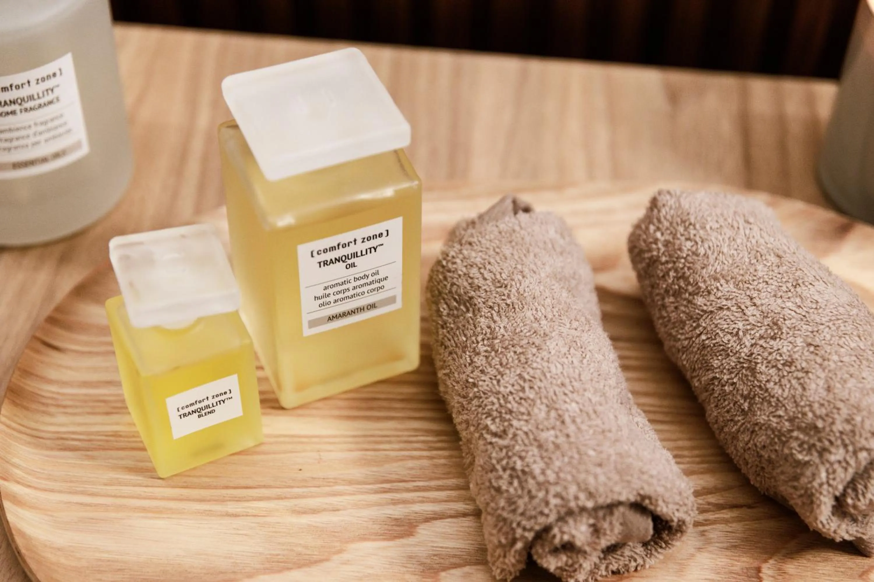 Massage in Luna Minoica Suites and Apartments