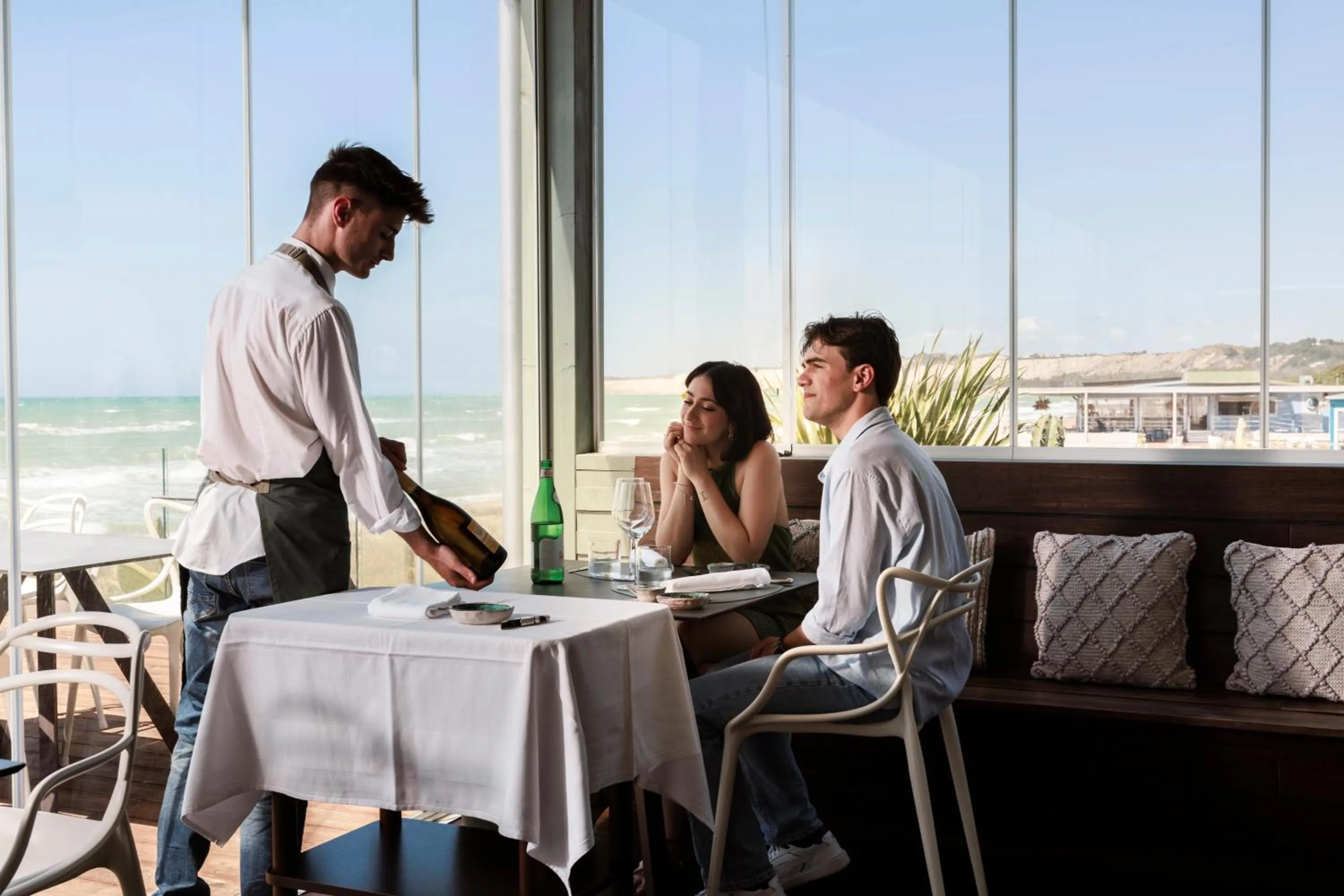 Luna Minoica Suites and Apartments