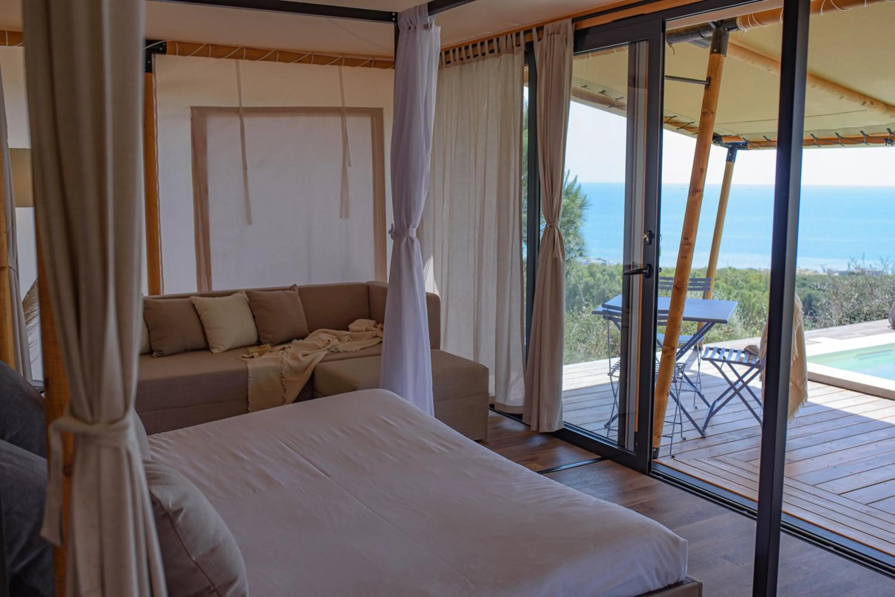 Bedroom, Bed in Luna Minoica Suites and Apartments