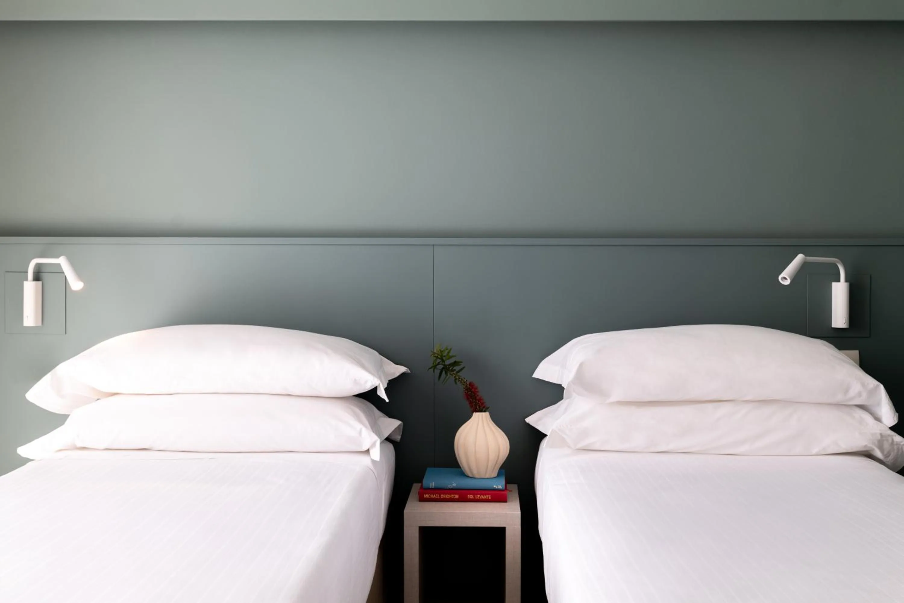 Bed in Luna Minoica Suites and Apartments