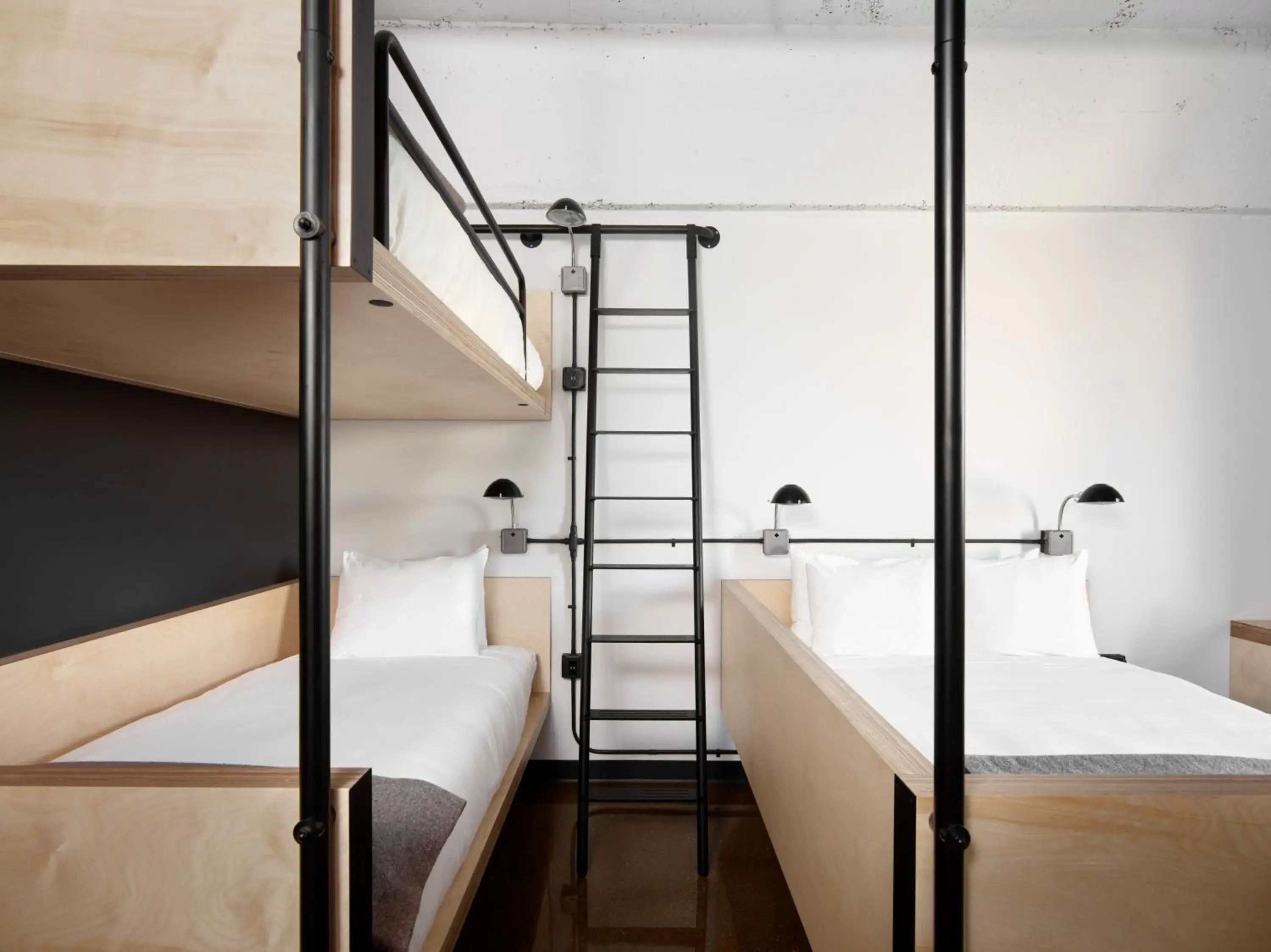 Bed in The Robey, Chicago, a Member of Design Hotels Bed in The Robey, Chicago, a Member of Design Hotels