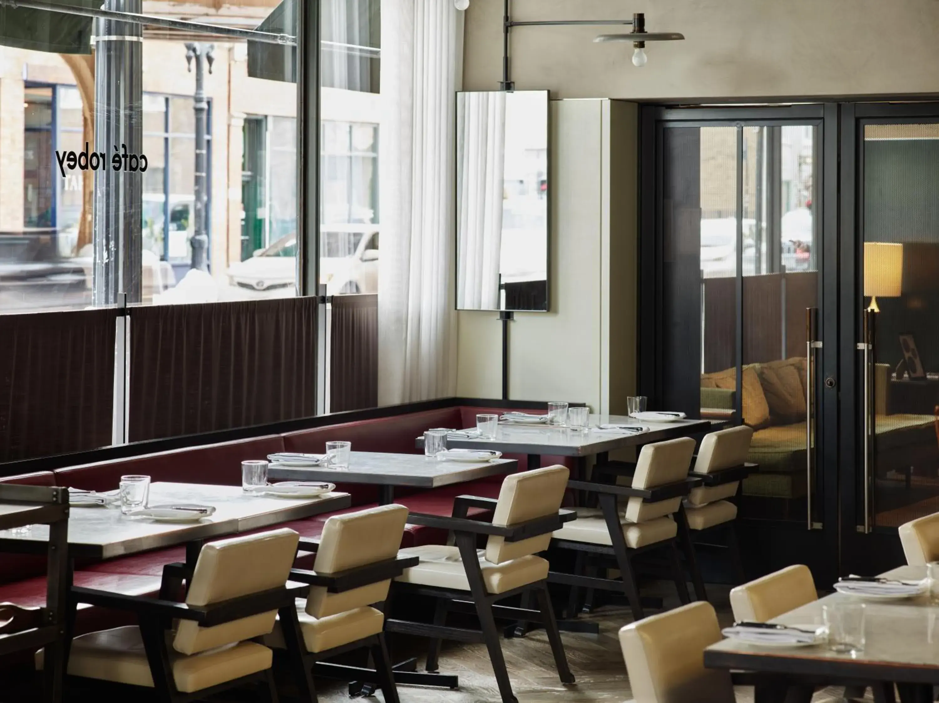 Restaurant/places to eat in The Robey, Chicago, a Member of Design Hotels Restaurant/places to eat in The Robey, Chicago, a Member of Design Hotels