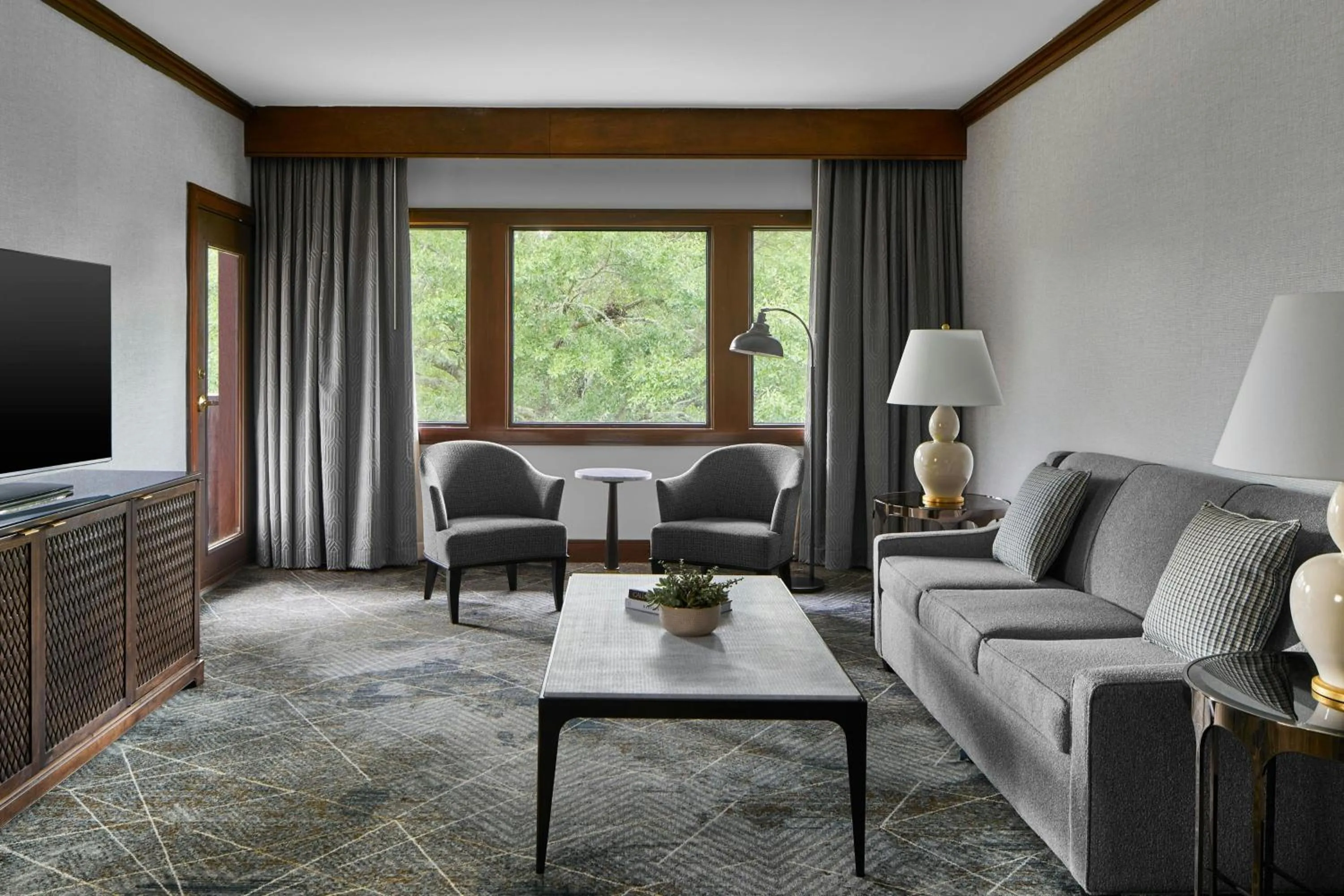 Living room in Montgomery Marriott Prattville Hotel & Conf Ctr at Capitol Hill