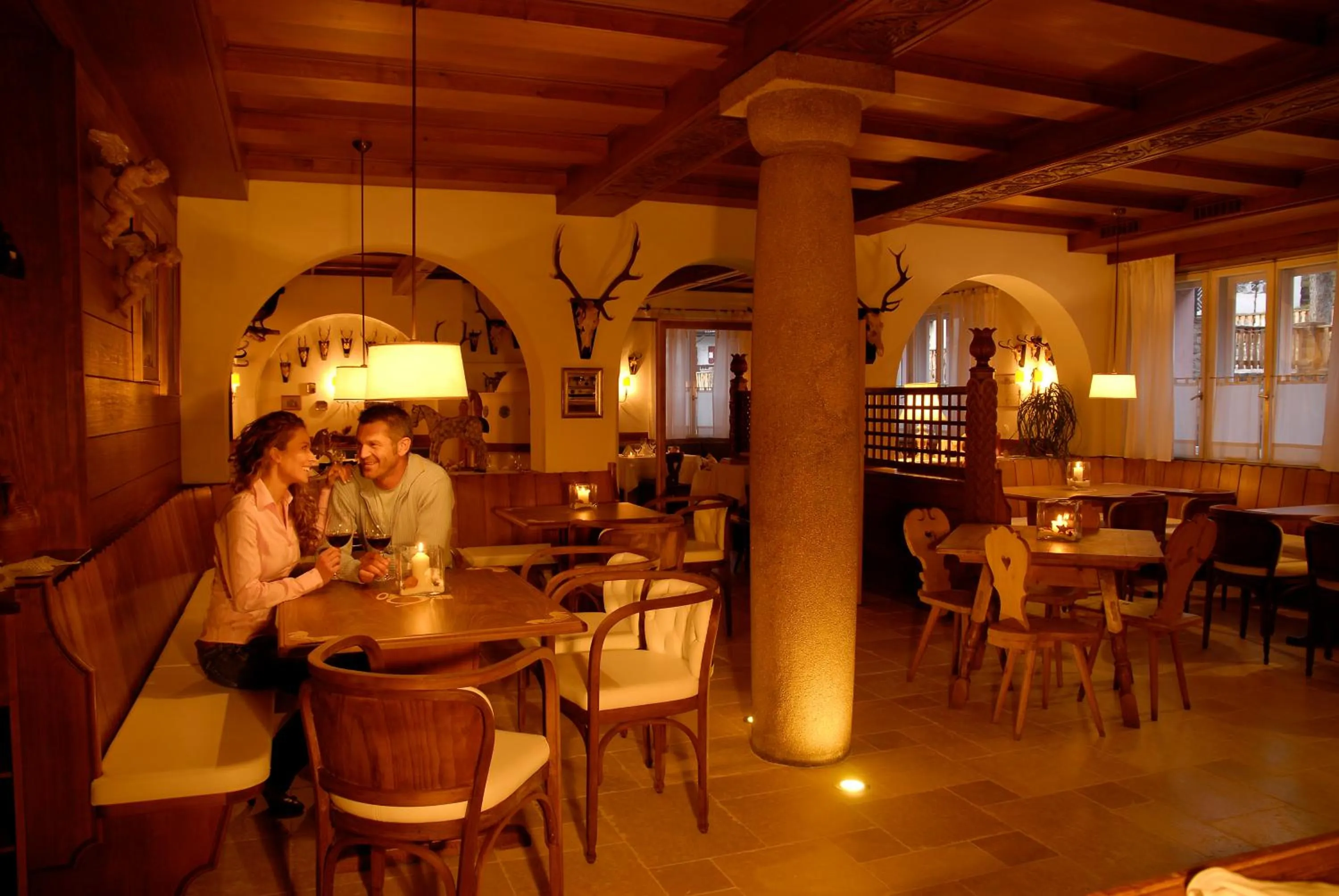 Restaurant/places to eat in Romantik Hotel Post