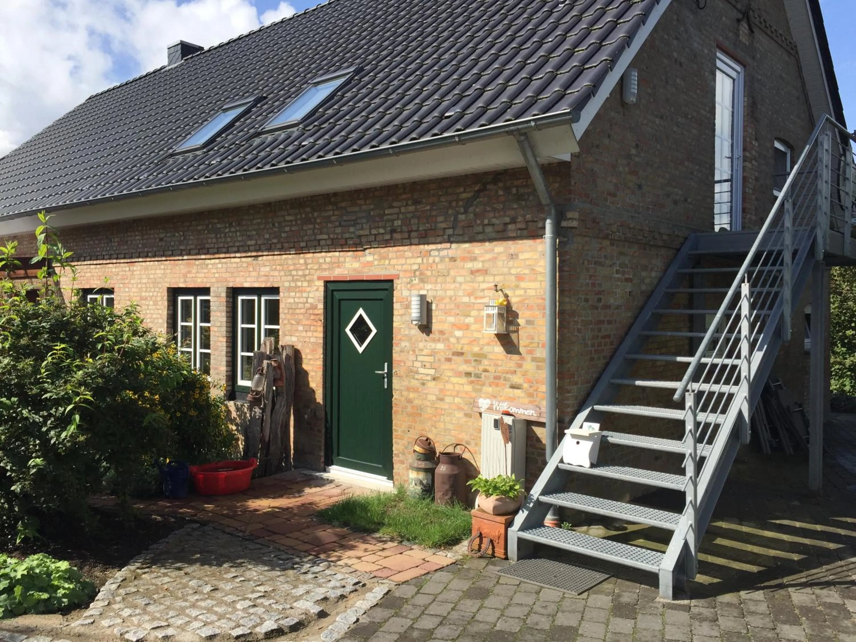 Property building in SchönErleben