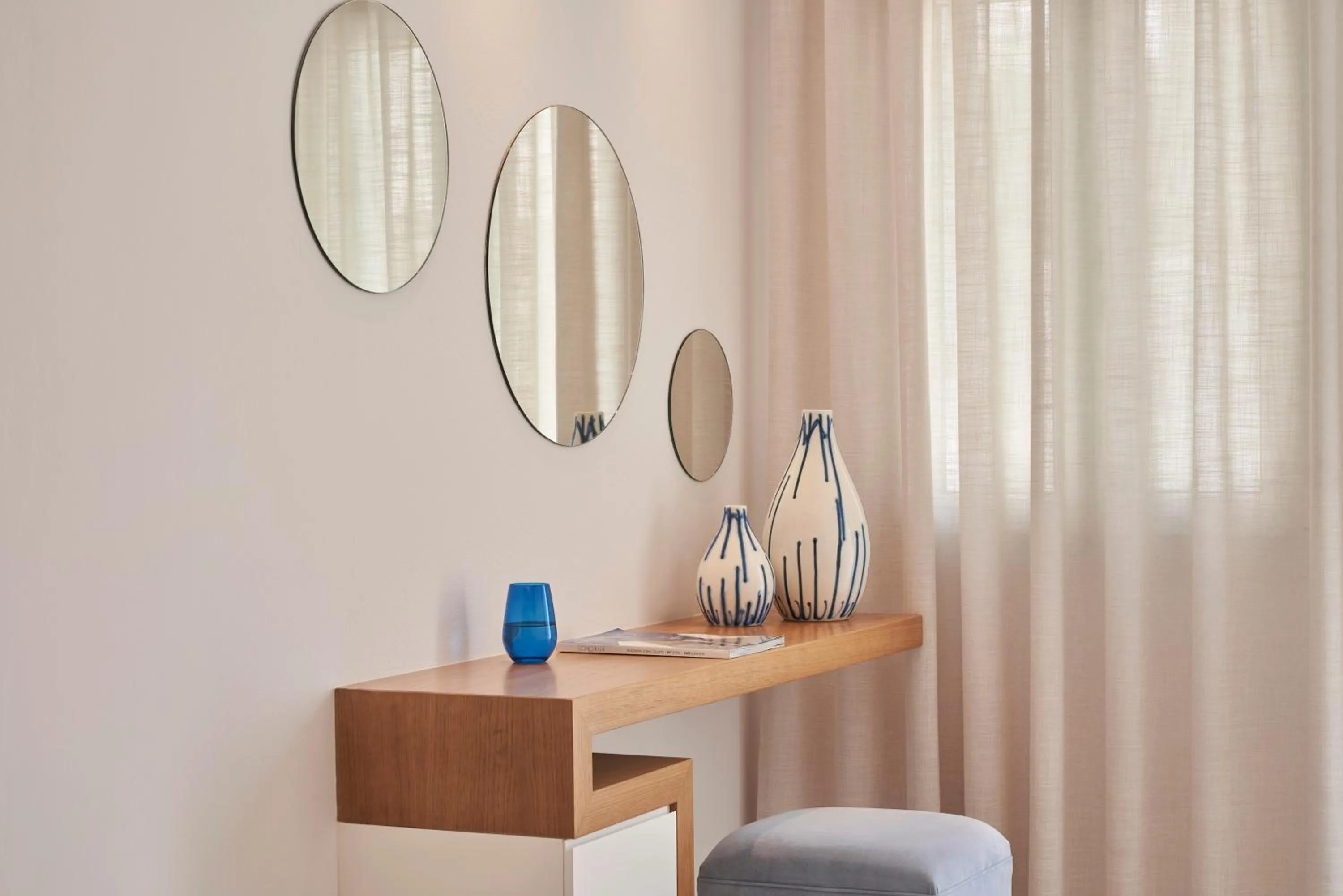 Decorative detail in Paradise View Hotel