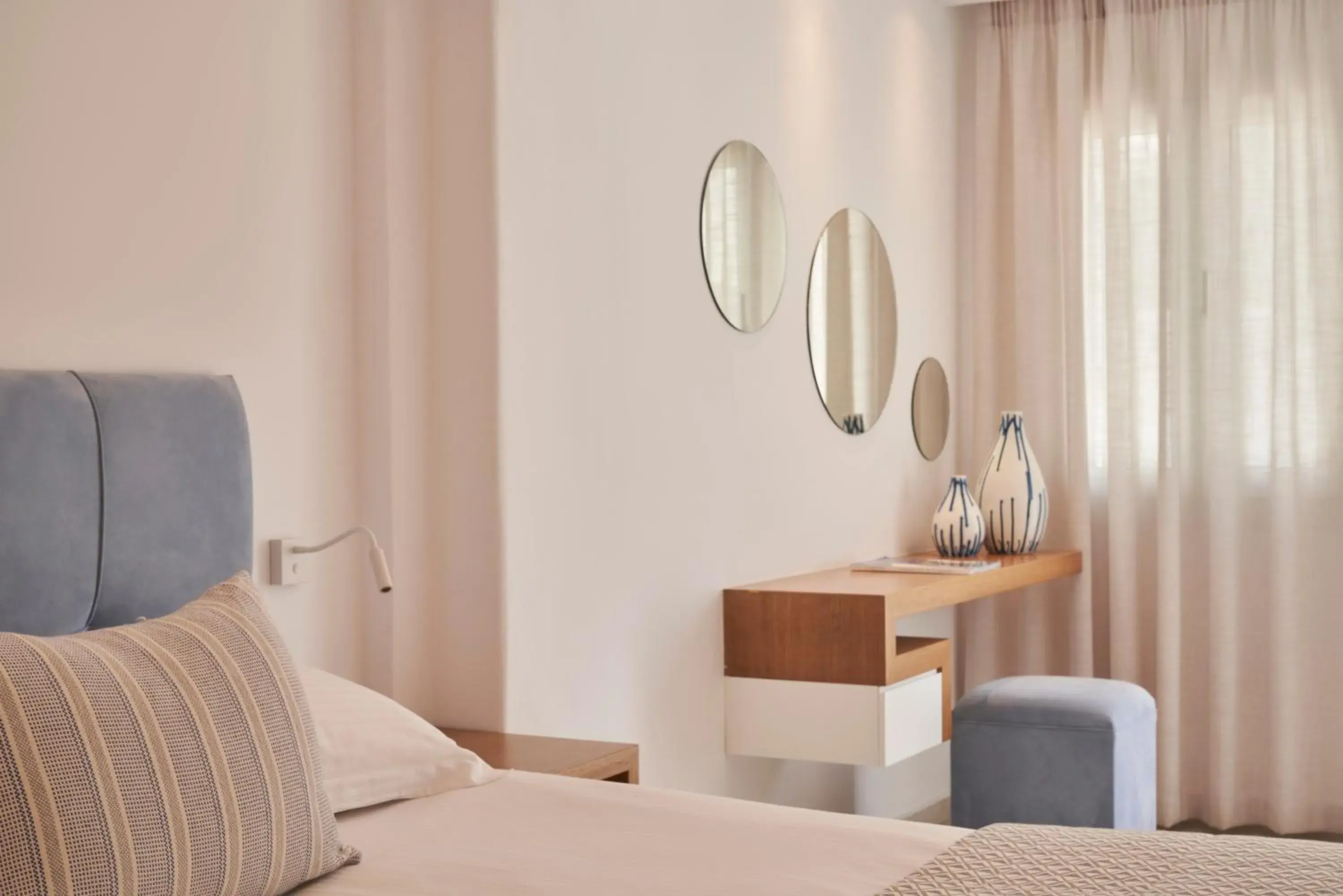 Bedroom, Bed in Paradise View Hotel Bedroom, Bed in Paradise View Hotel