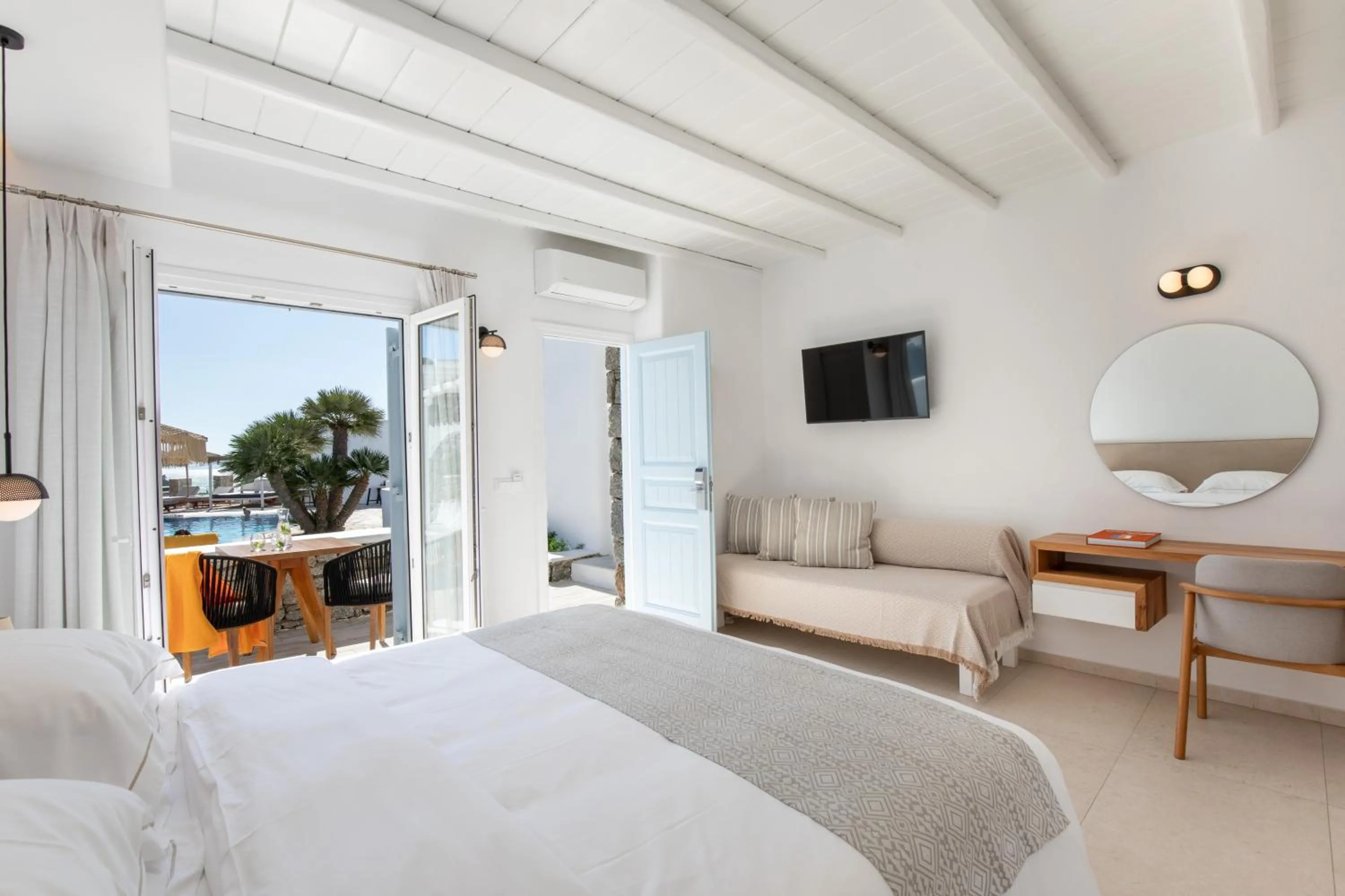 Bedroom, Bed in Paradise View Hotel