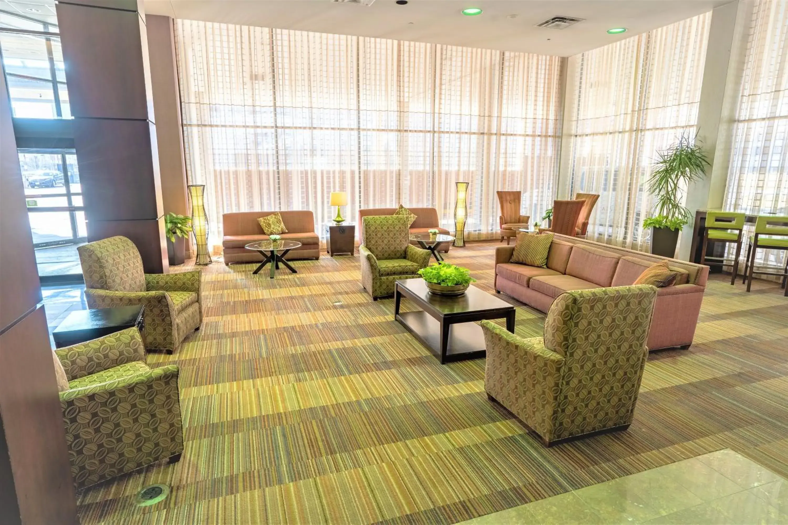 Lobby or reception, Seating Area in Radisson Dayton Convention Center