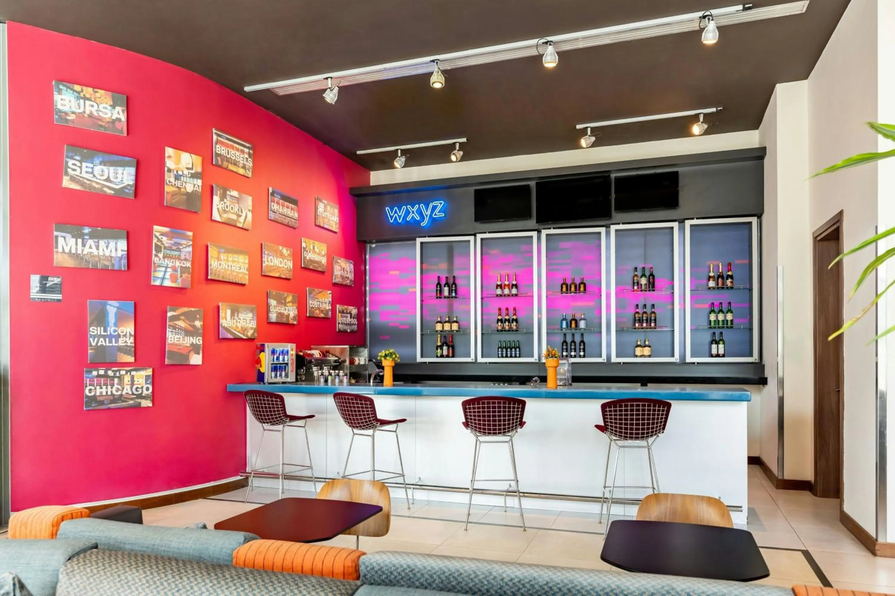 Lounge or bar in Aloft Riyadh Hotel