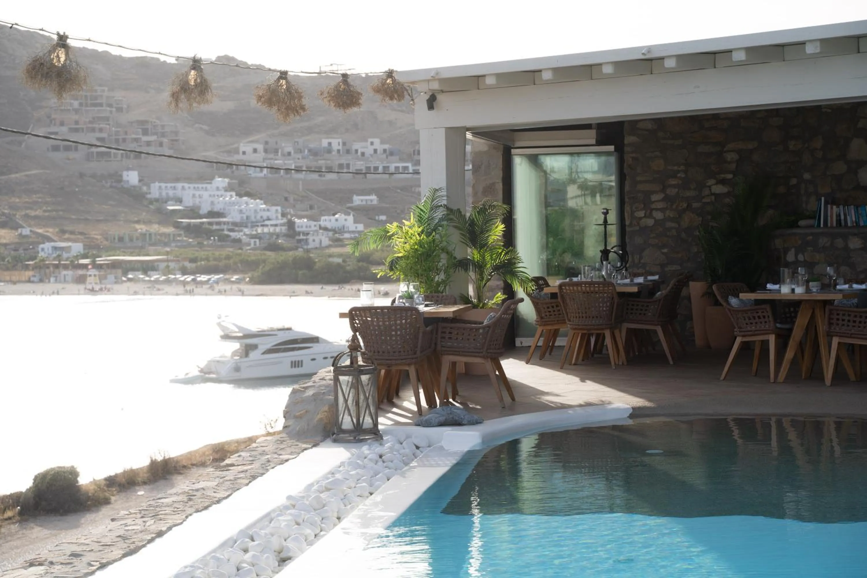 Restaurant/places to eat in Salty Houses