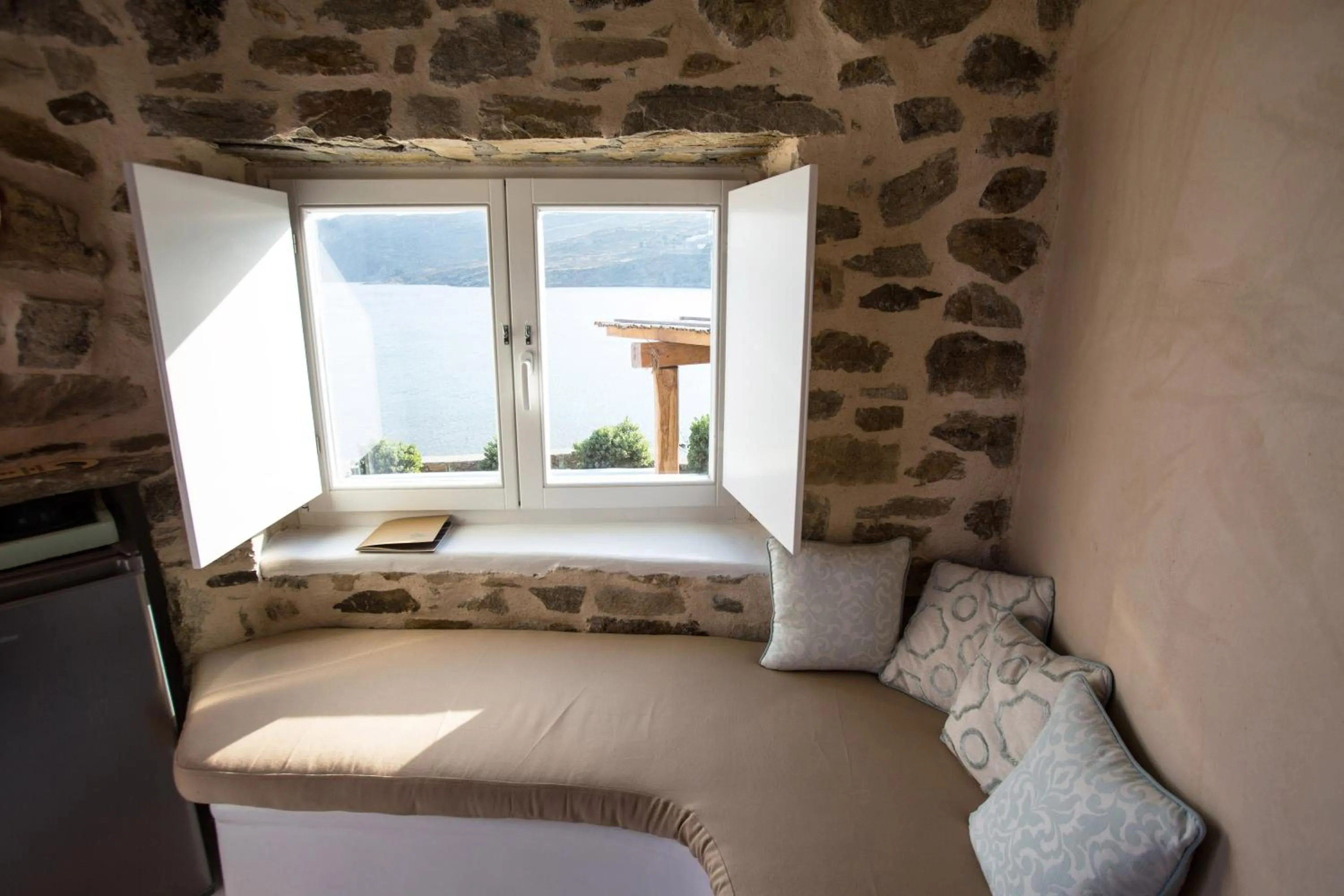 Bathroom, Bed in Salty Houses