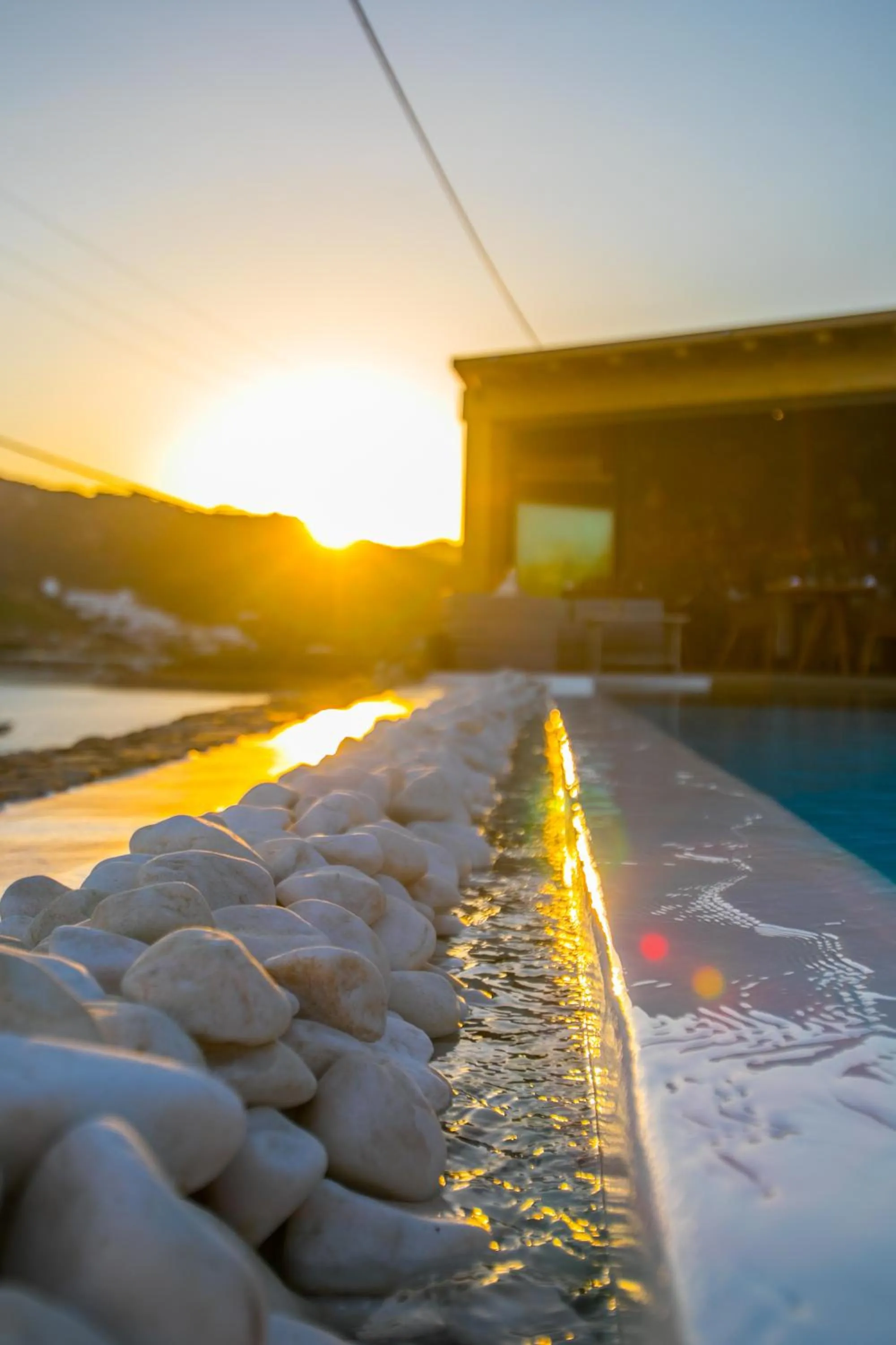 Restaurant/places to eat in Salty Houses