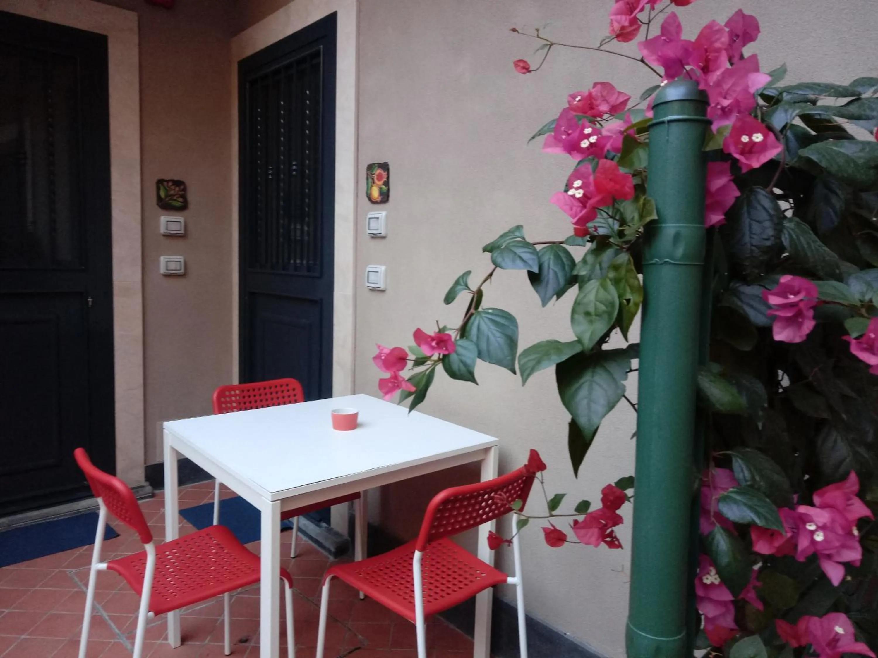 Facade/entrance in Vulcano Apartment