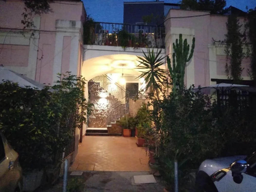 Facade/entrance in Vulcano Apartment