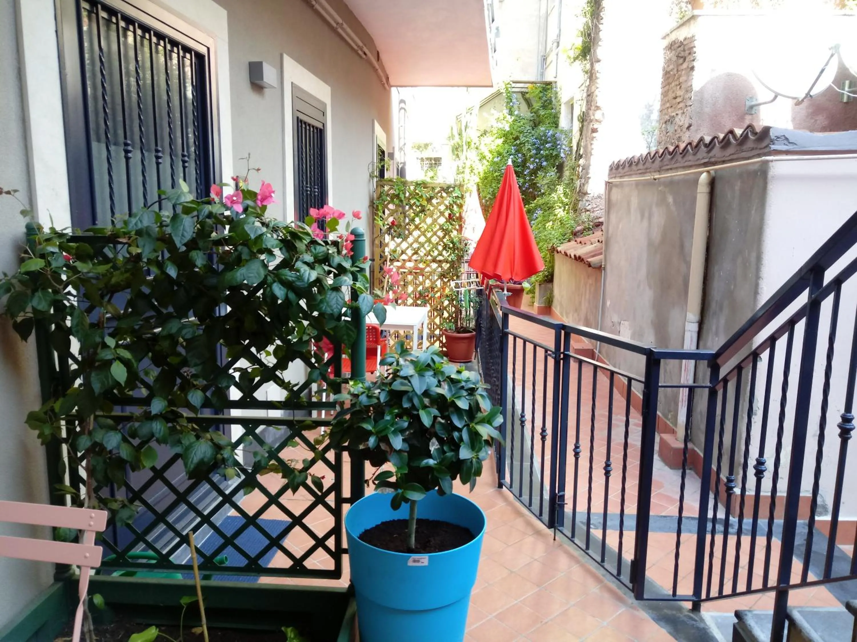 Patio in Vulcano Apartment
