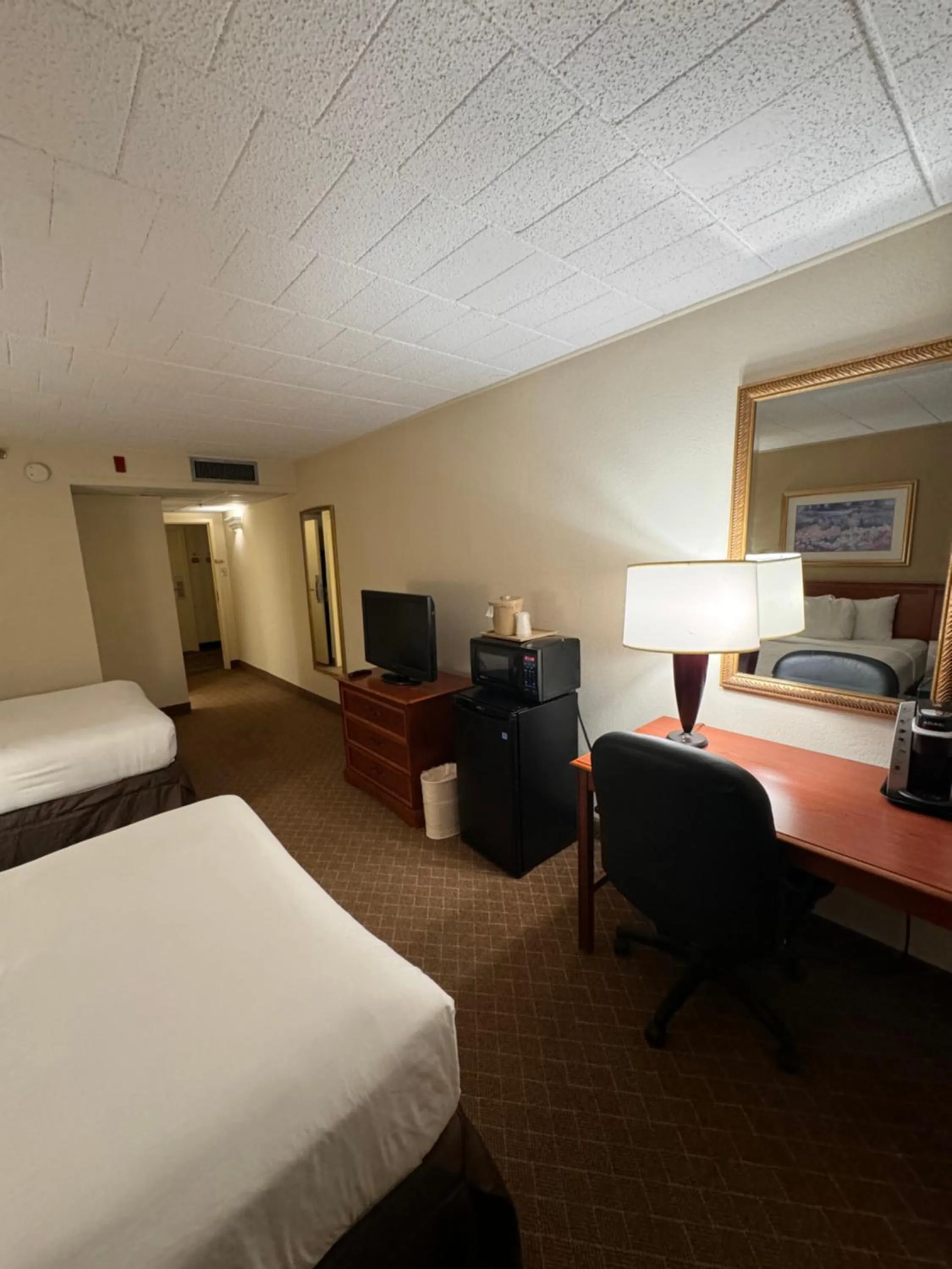 Photo of the whole room in Clarion Inn Frederick Event Center