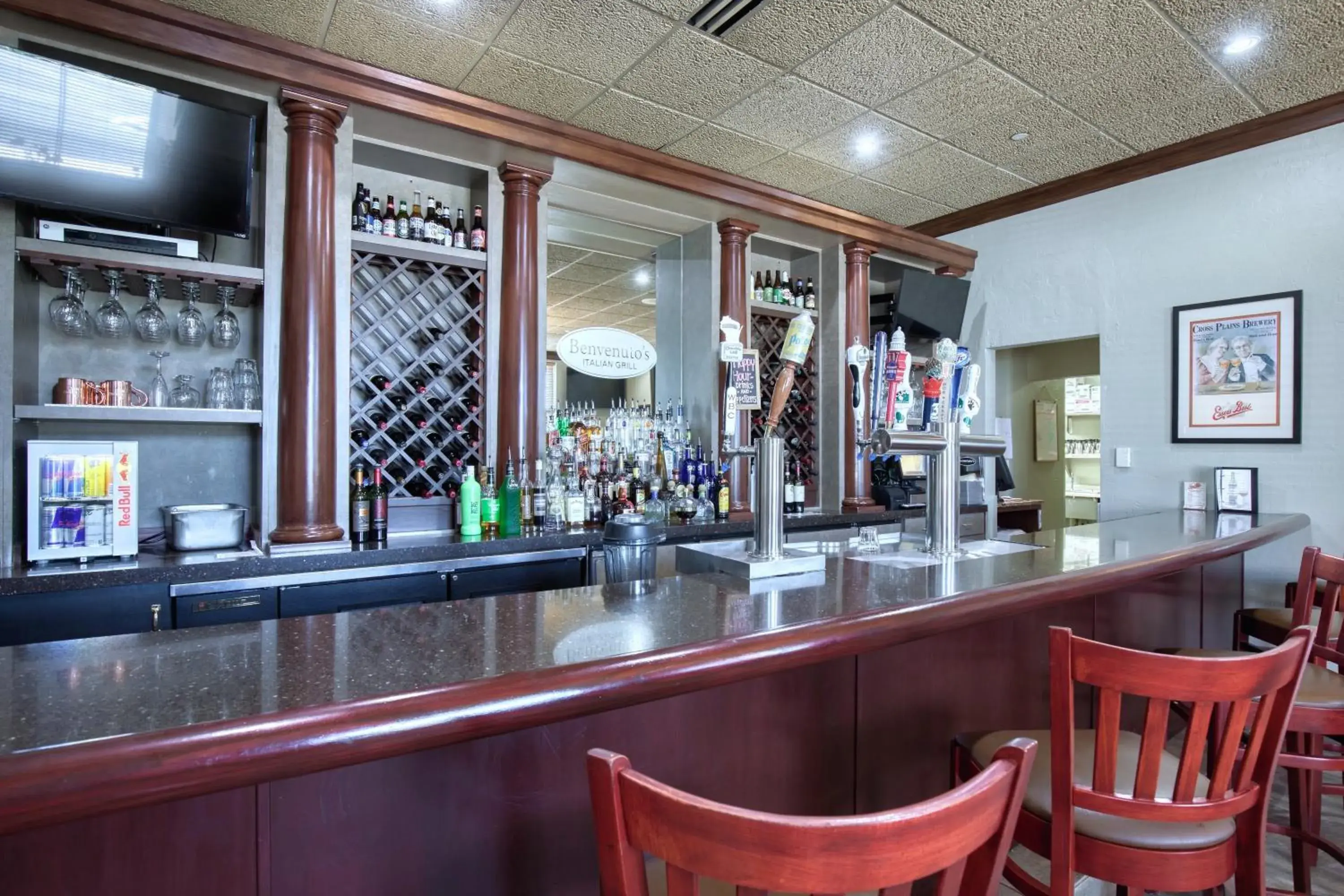 Restaurant/places to eat in Holiday Inn Hotel & Suites Madison West - Middleton by IHG Restaurant/places to eat in Holiday Inn Hotel & Suites Madison West - Middleton by IHG