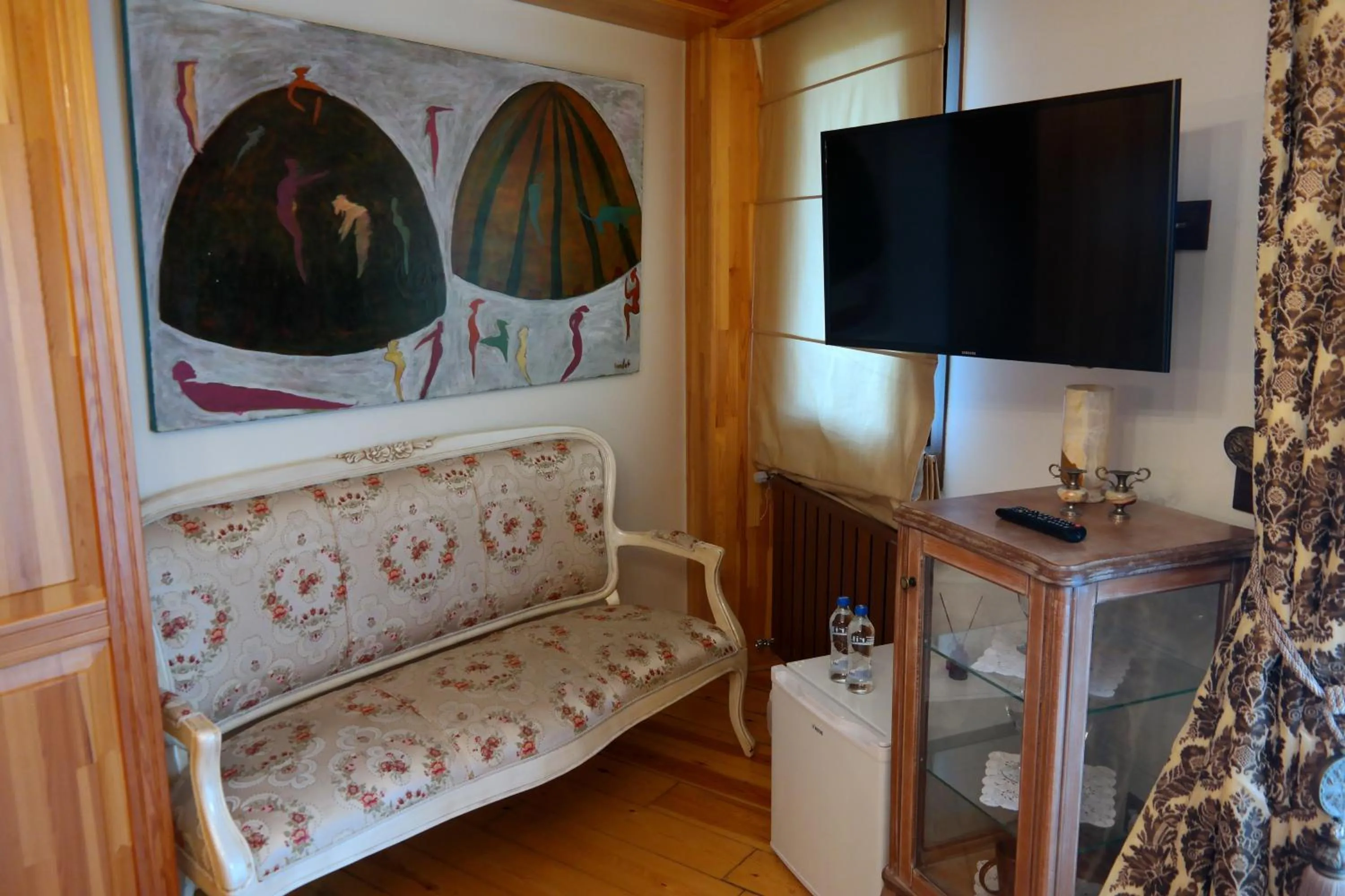 TV and multimedia, Bed in Aşıklar Otel By Şükrü