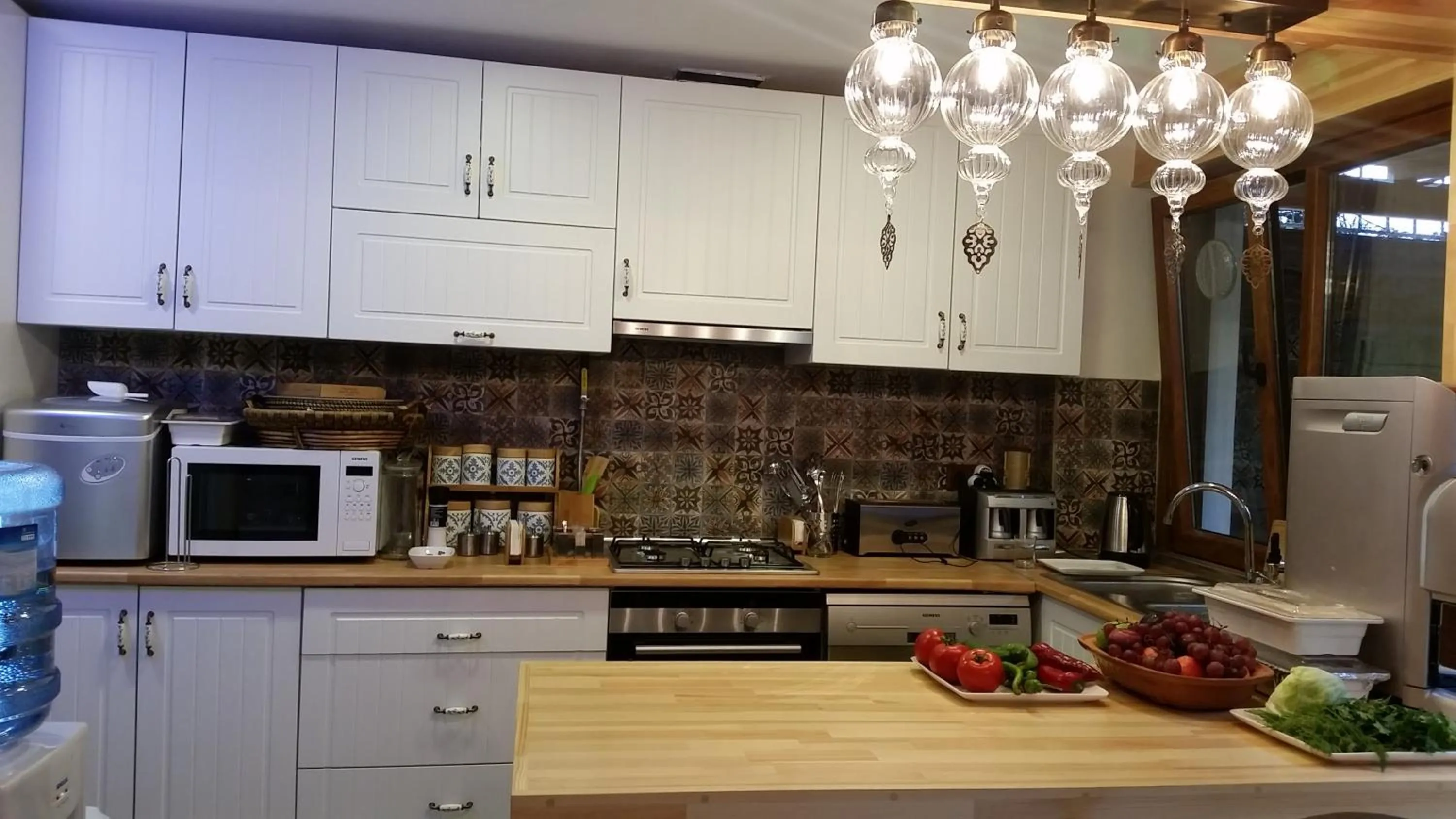 Decorative detail in Aşıklar Otel By Şükrü