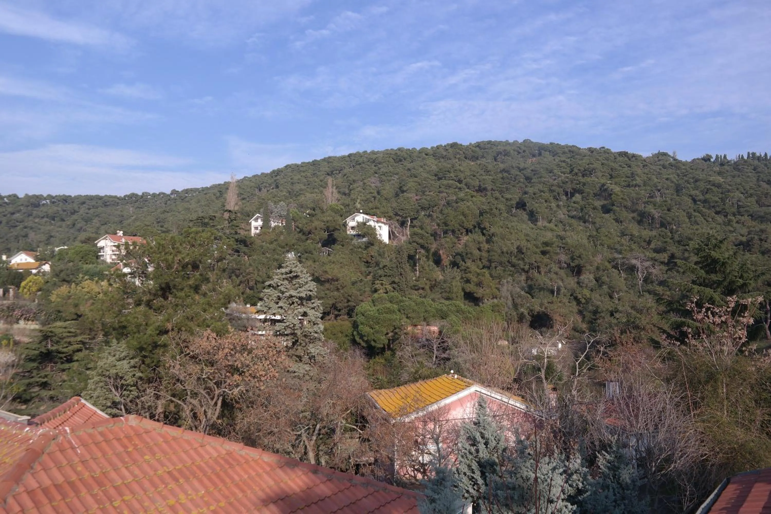 Quiet street view in Aşıklar Otel By Şükrü