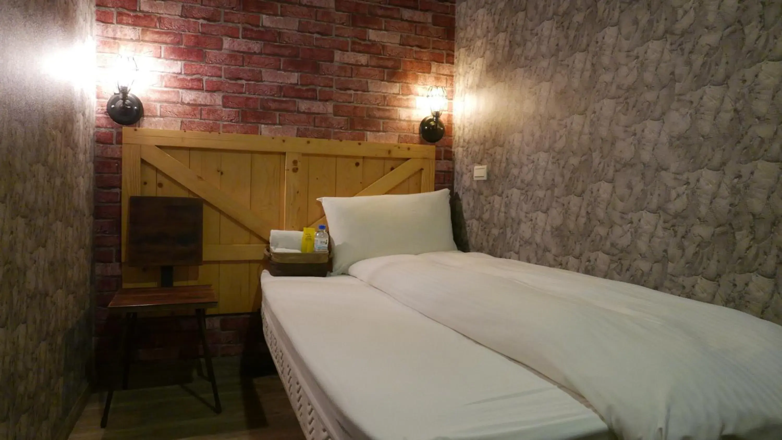 Bed in NYS Loft Hotel Bed in NYS Loft Hotel