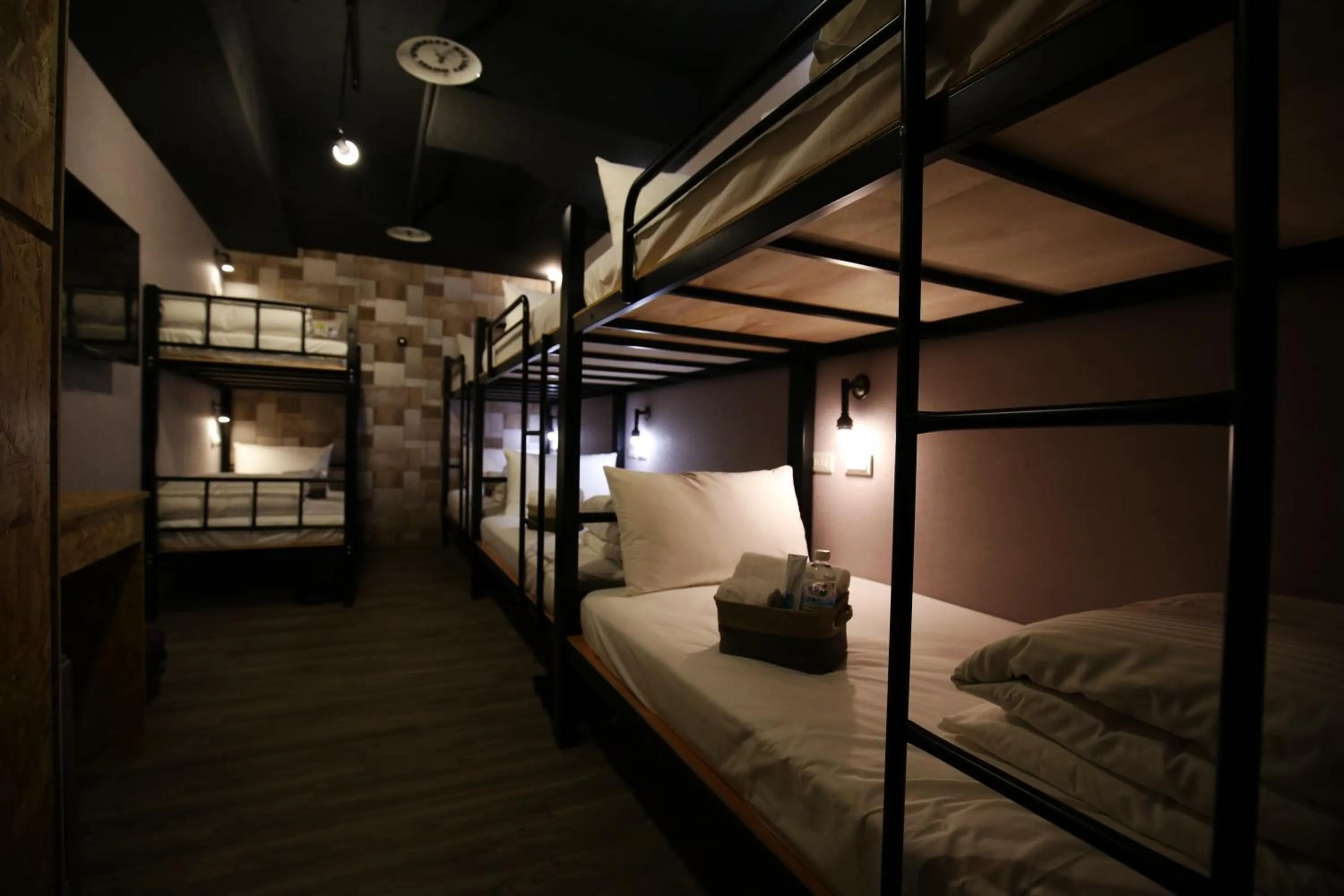 bunk bed, Bed in NYS Loft Hotel