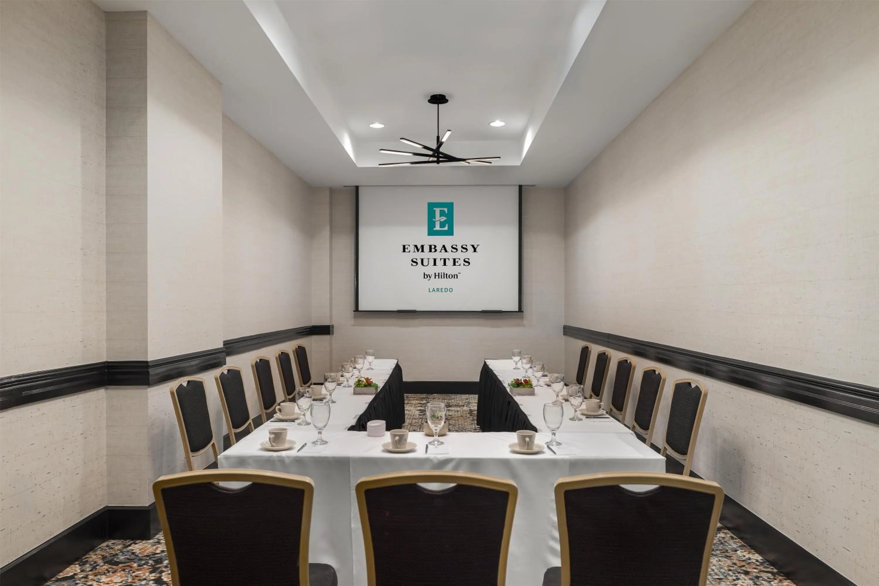 Meeting/conference room in Embassy Suites by Hilton Laredo