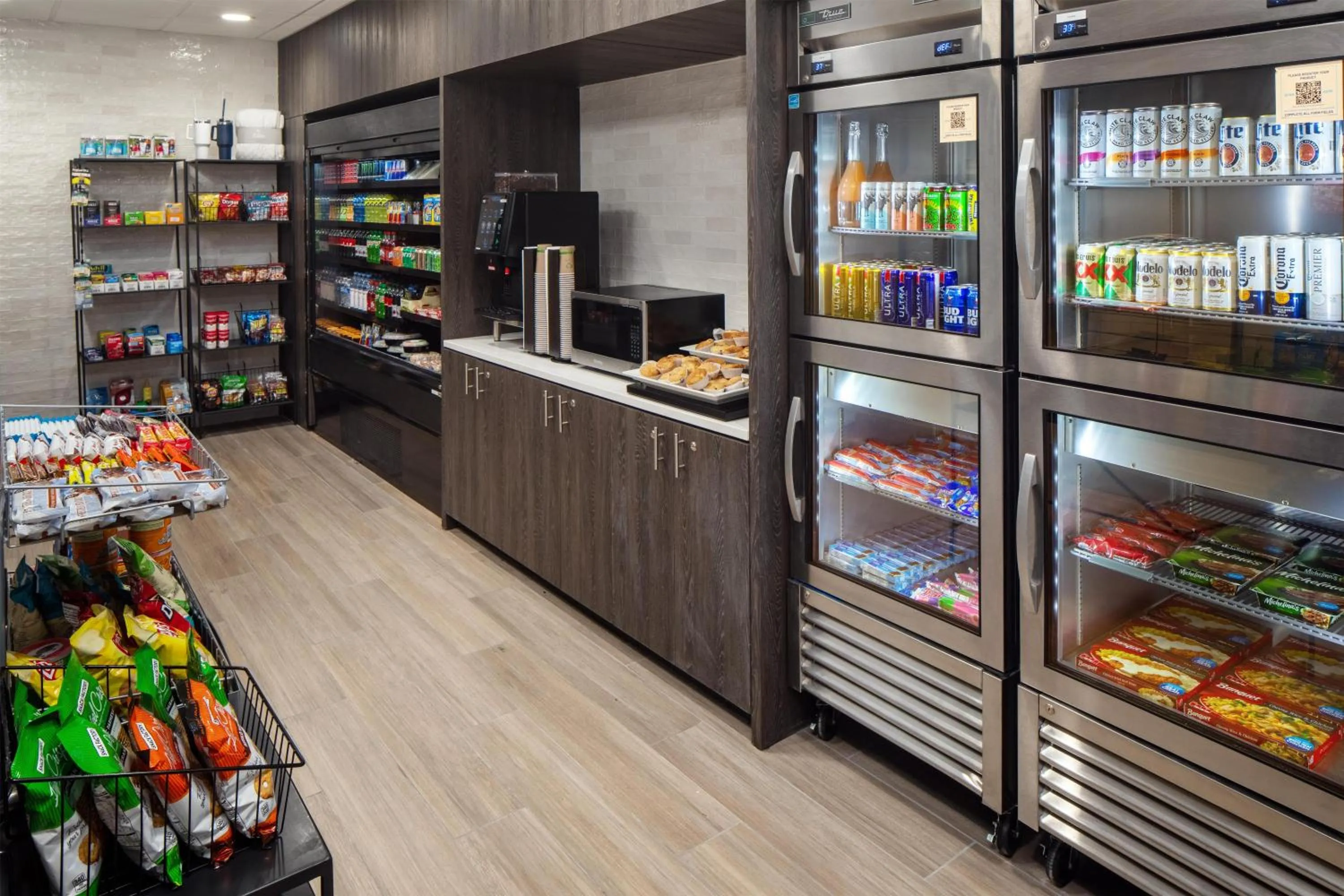 Restaurant/places to eat in Embassy Suites by Hilton Laredo