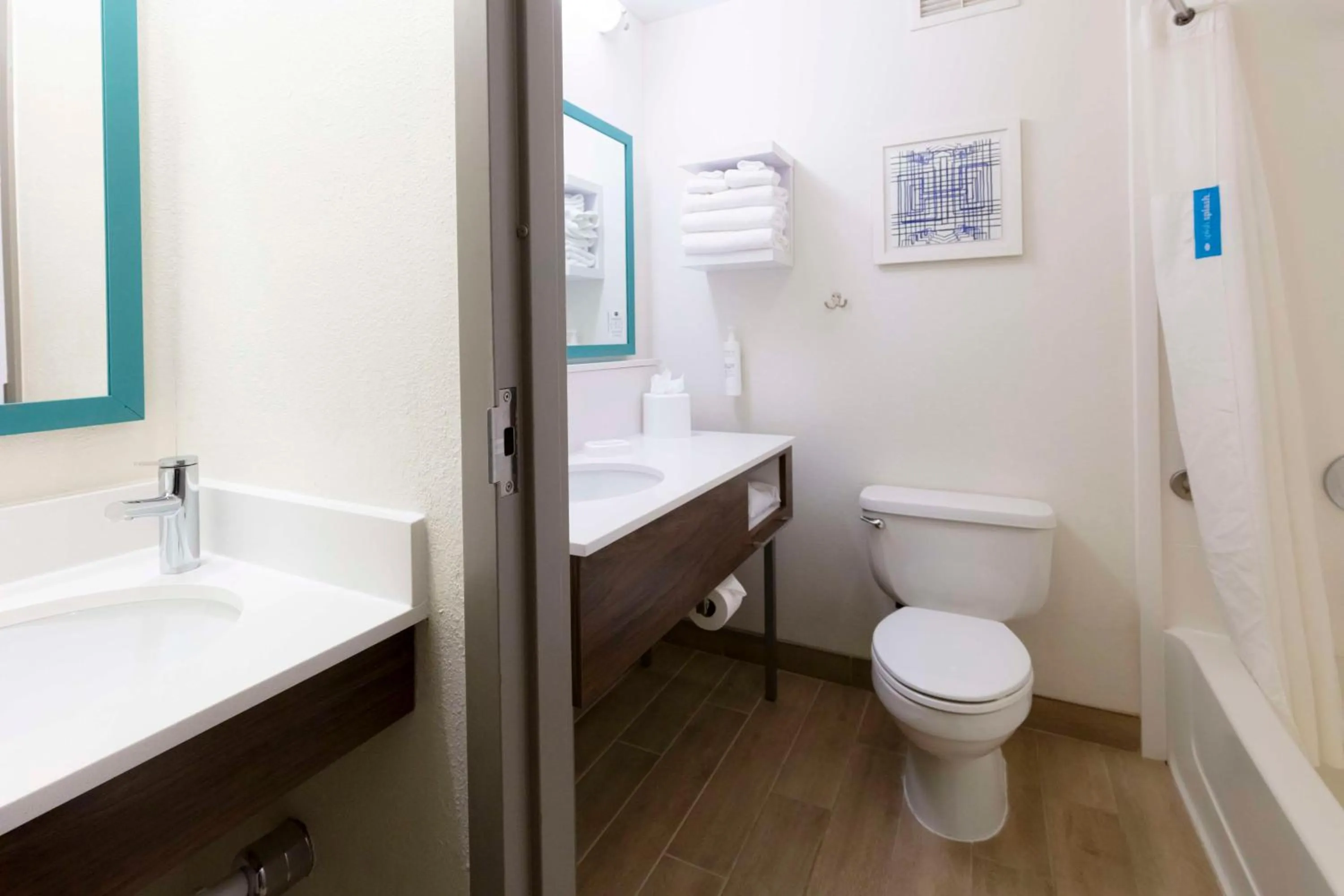 Photo of the whole room in Hampton Inn Scranton at Montage Mountain