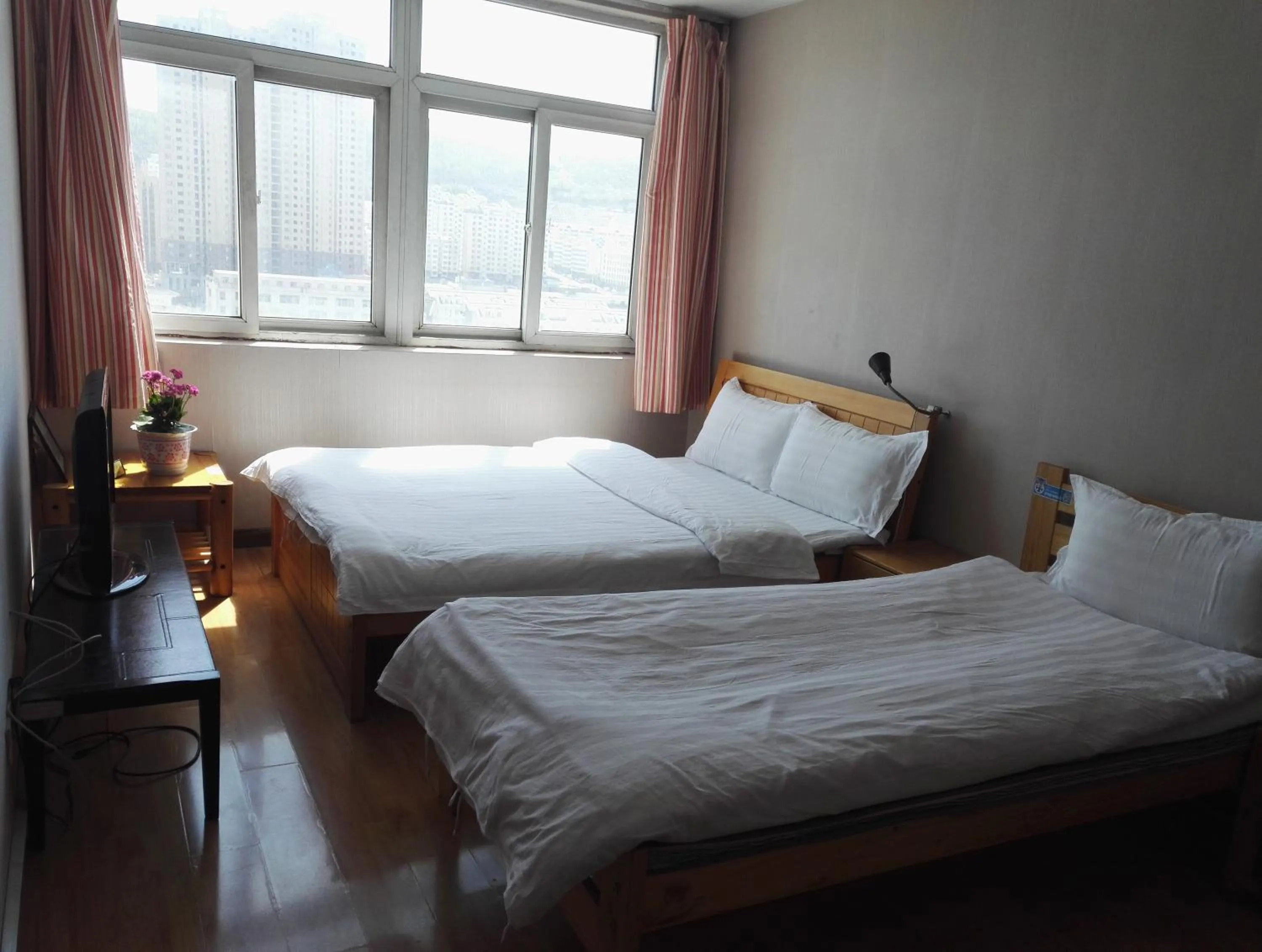 View (from property/room), Bed in LETE Hostel