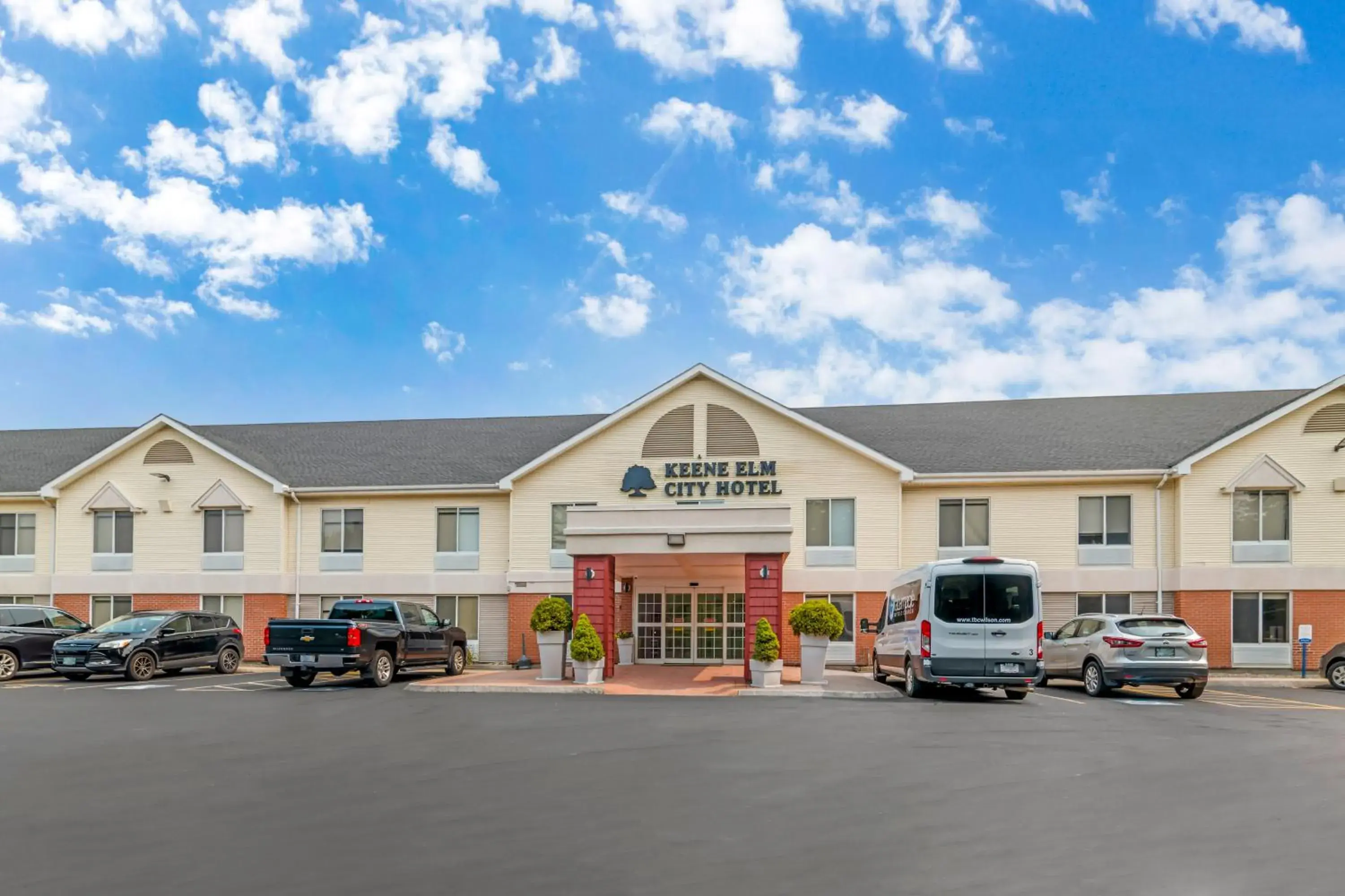 Property building in Keene Elm City Hotel, an Ascend Collection Hotel Property building in Keene Elm City Hotel, an Ascend Collection Hotel