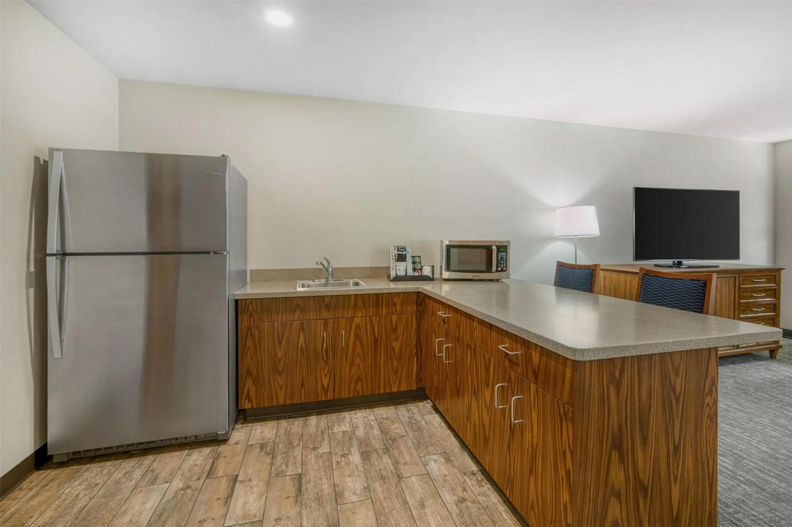 Bedroom in SureStay Plus Hotel by Best Western Elizabethtown Hershey Bedroom in SureStay Plus Hotel by Best Western Elizabethtown Hershey