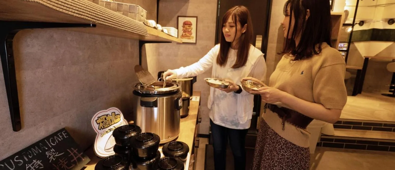 Restaurant/places to eat in Gran Customa Isezakicho