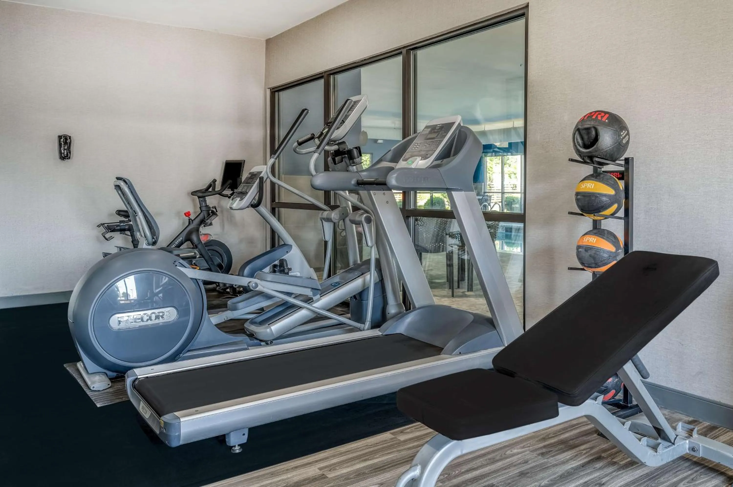 Fitness centre/facilities in Hampton Inn New Philadelphia