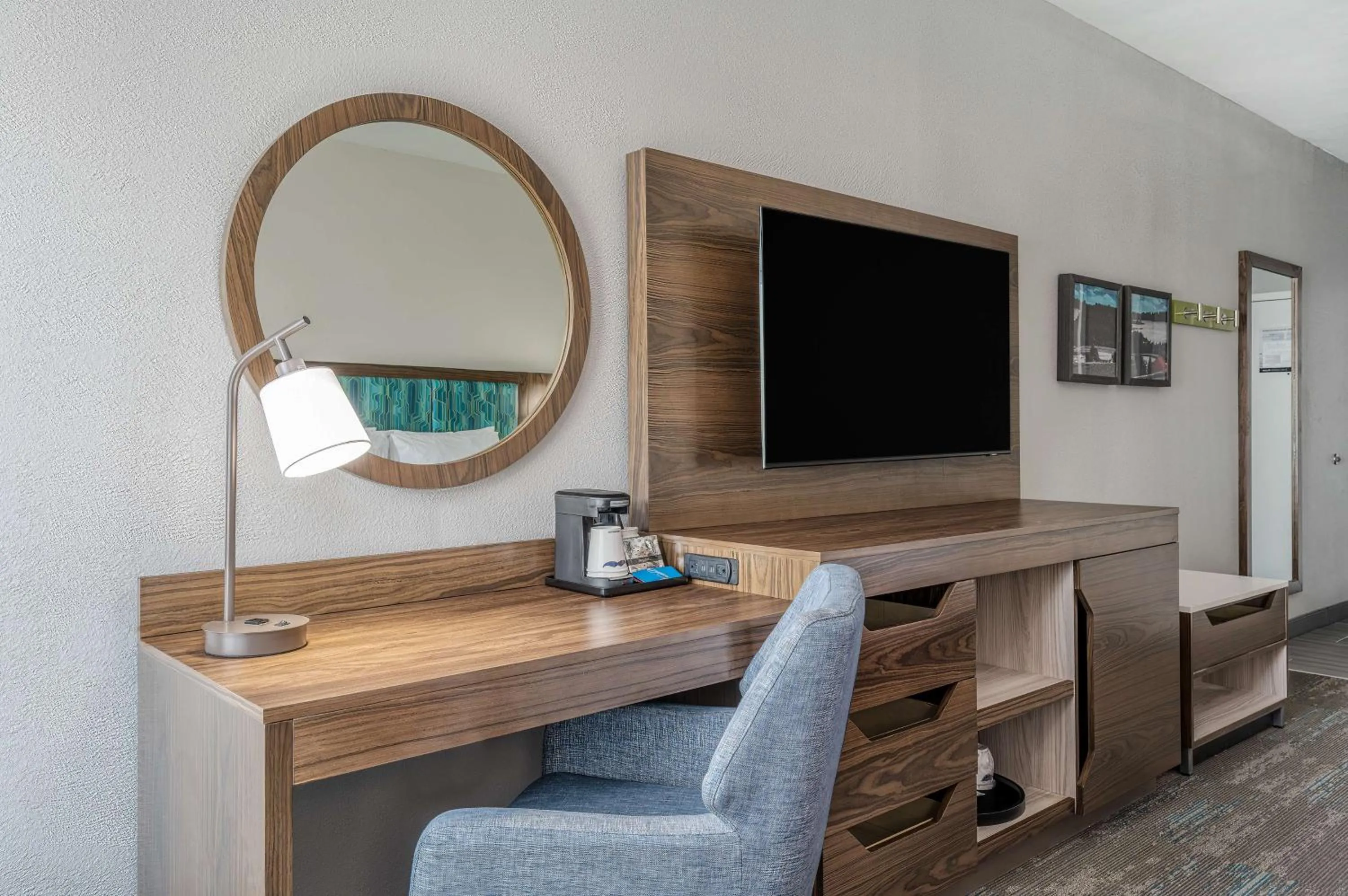 Bedroom in Hampton Inn New Philadelphia