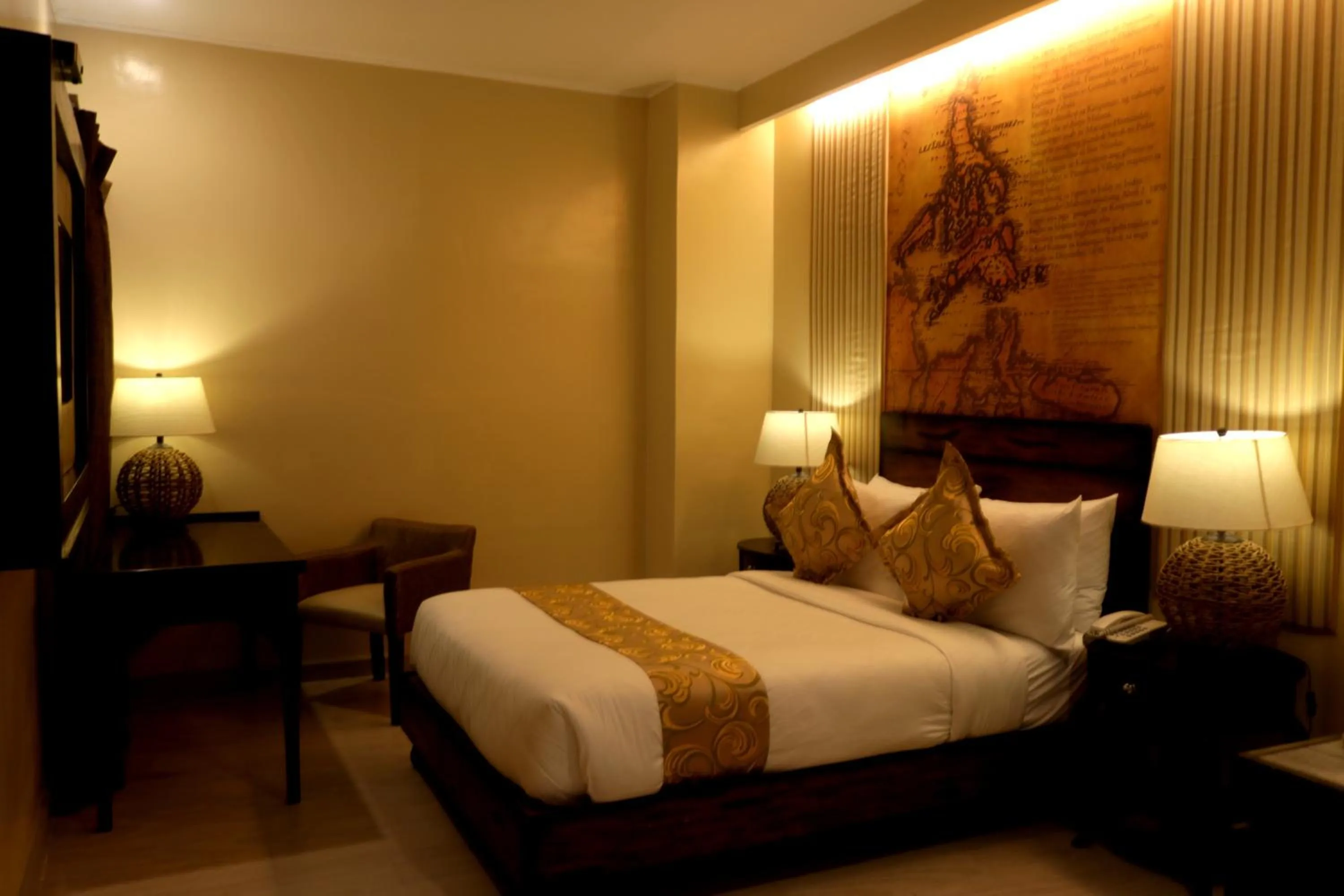 Bed, Room Photo in Palm Grass Hotel