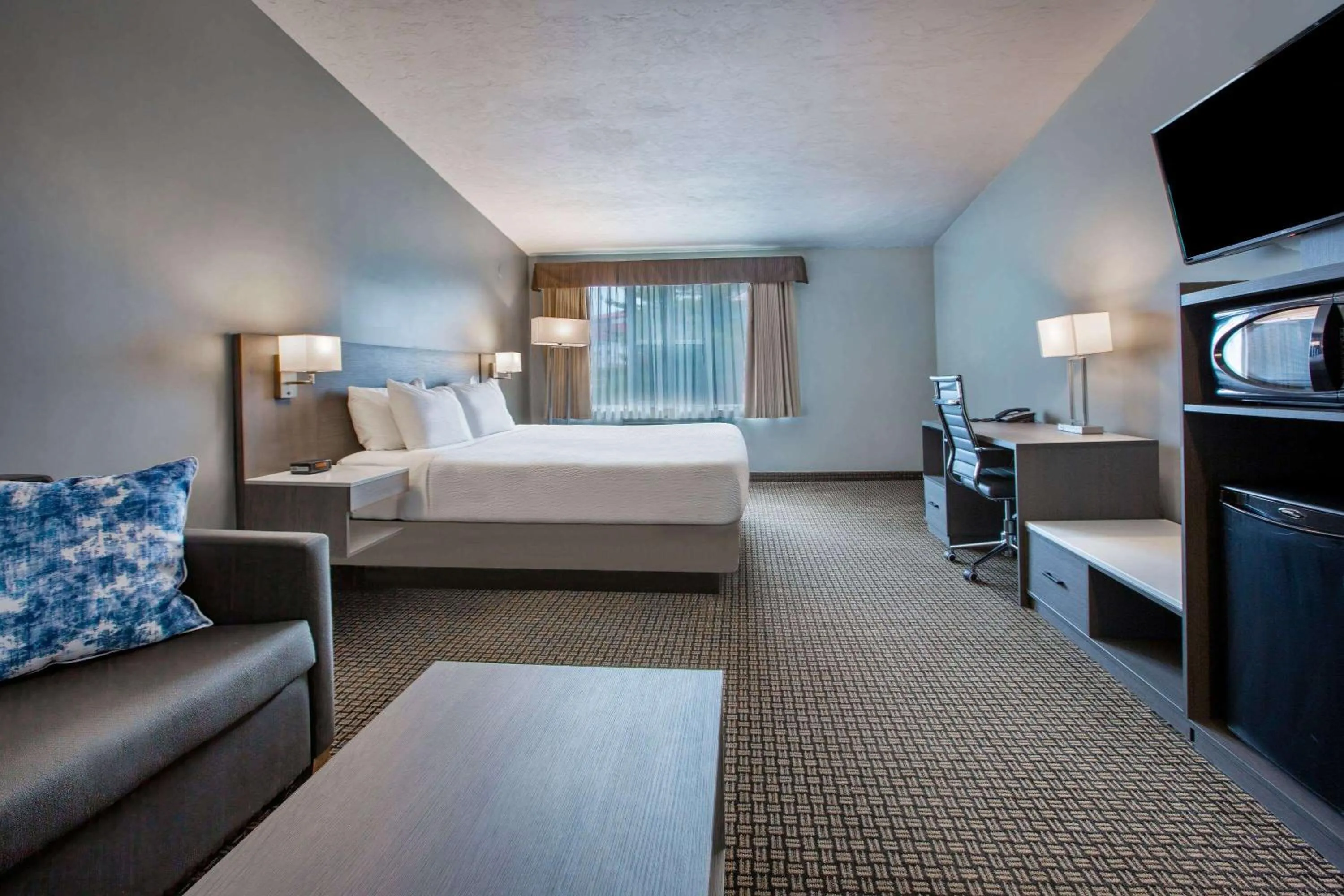 Bed in Days Inn & Suites by Wyndham Moncton