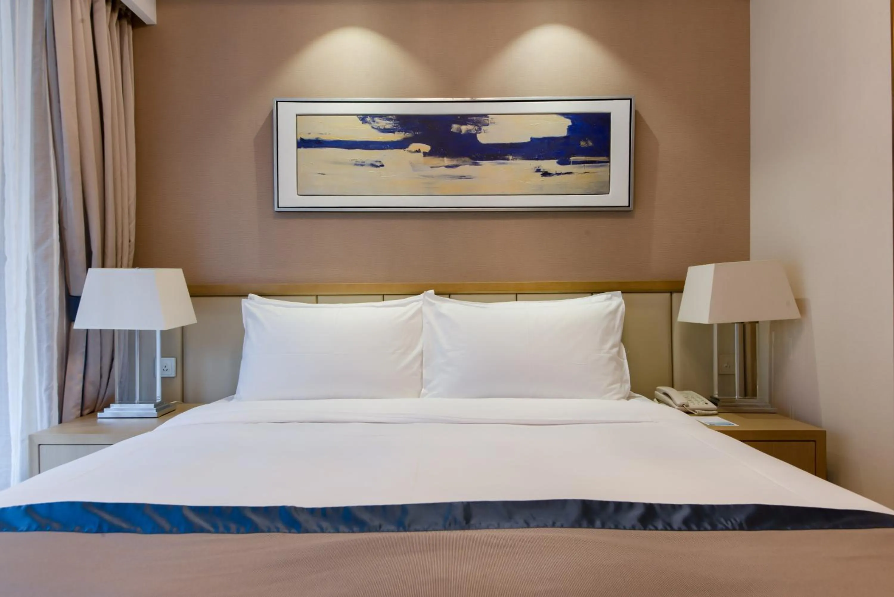 Bed in Savills Residence Daxin Shenzhen Bay
